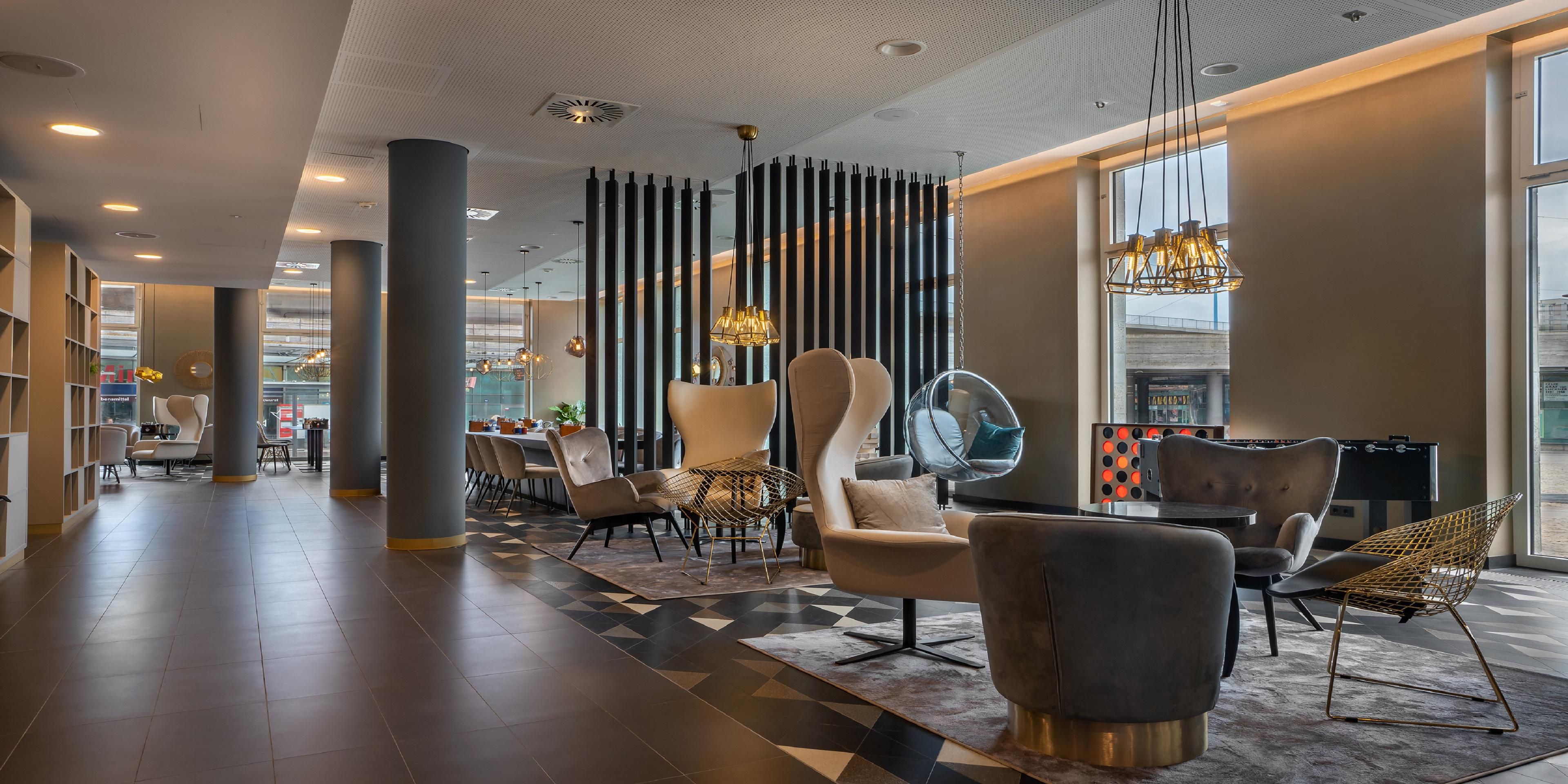 Holiday Inn - the niu, Ridge Halle Central Station