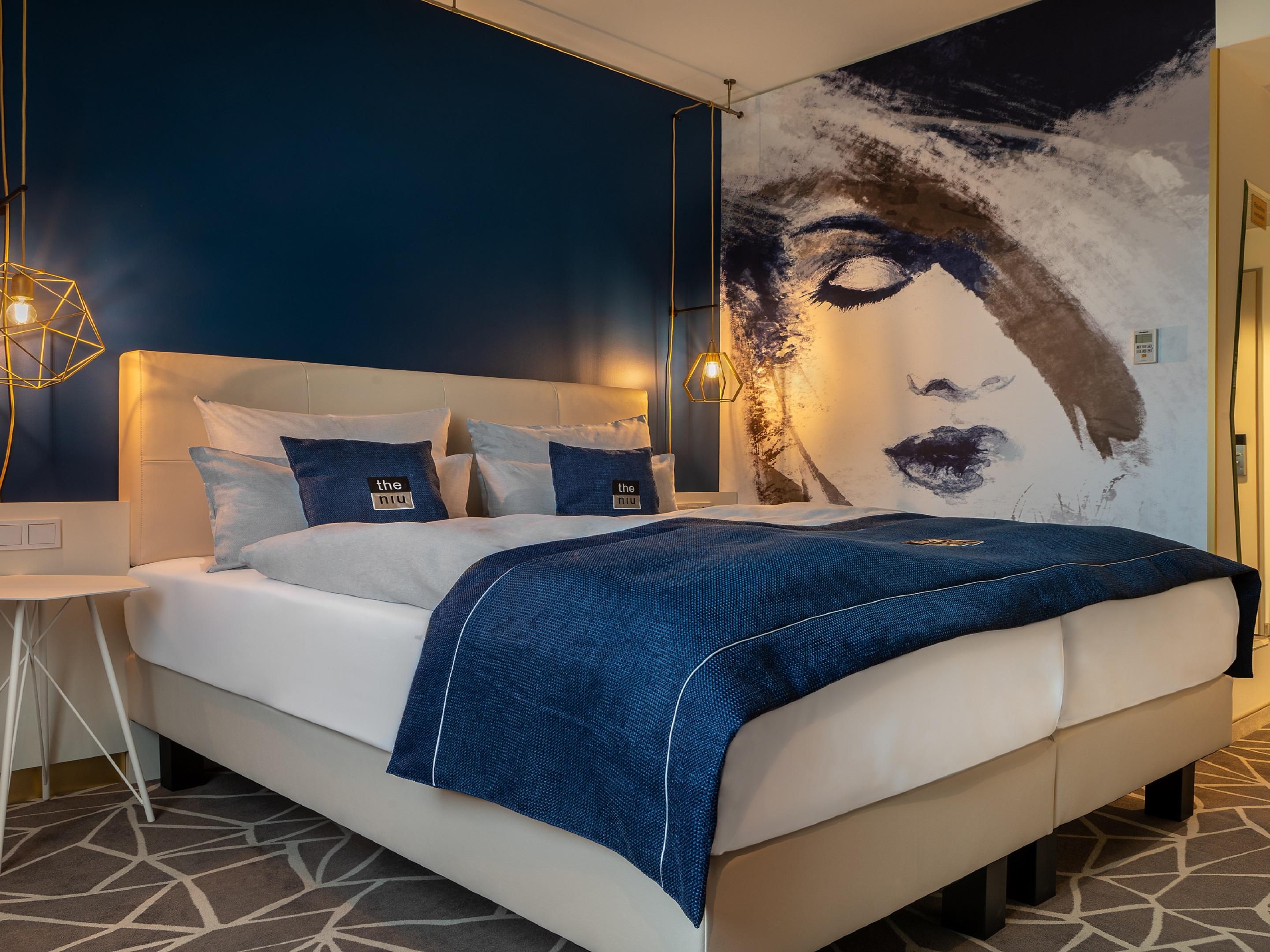 Spacious, elegant modern rooms for your comfort in central Halle