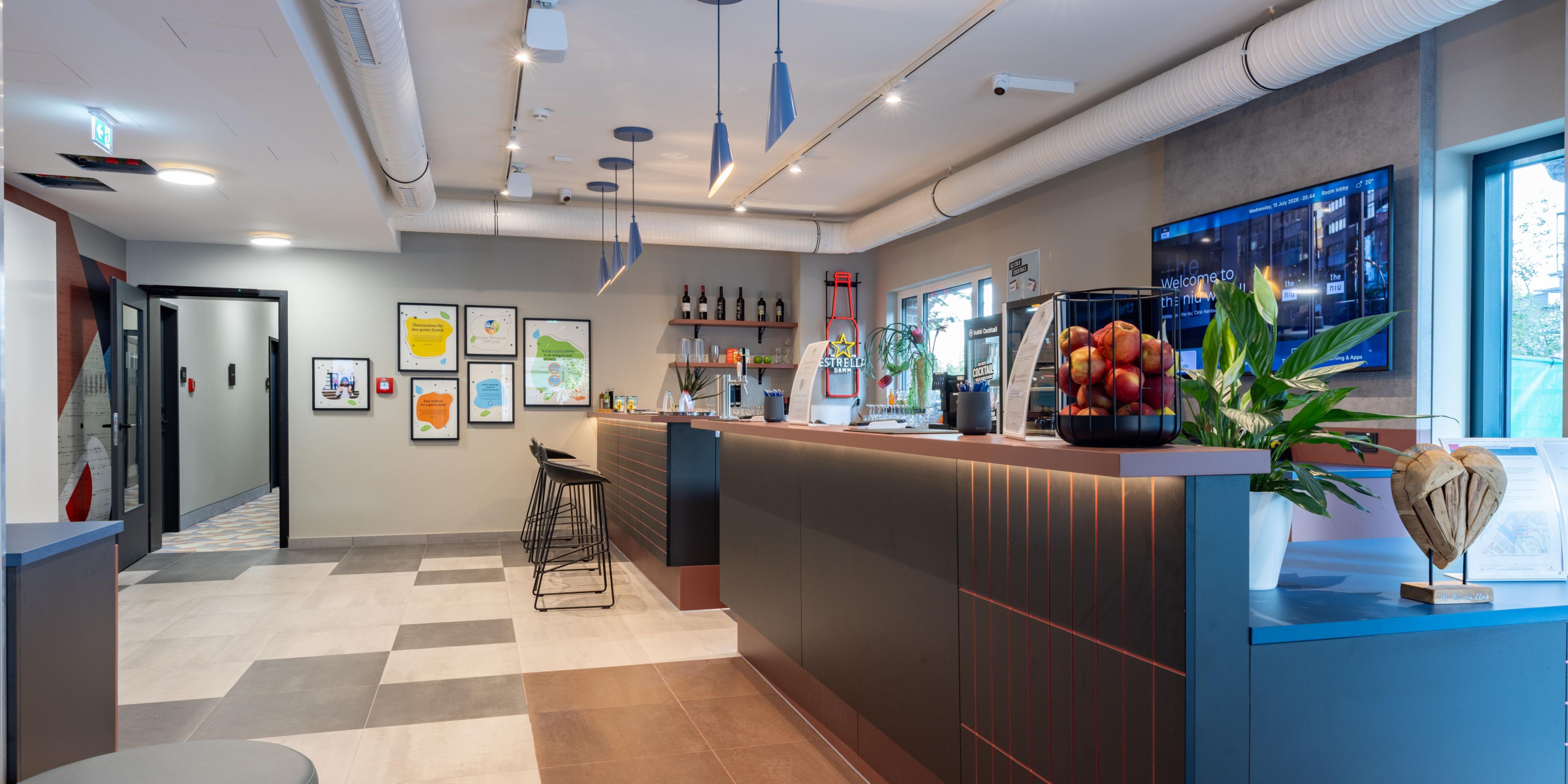 Holiday Inn - the niu, Clink Hamburg Barmbek