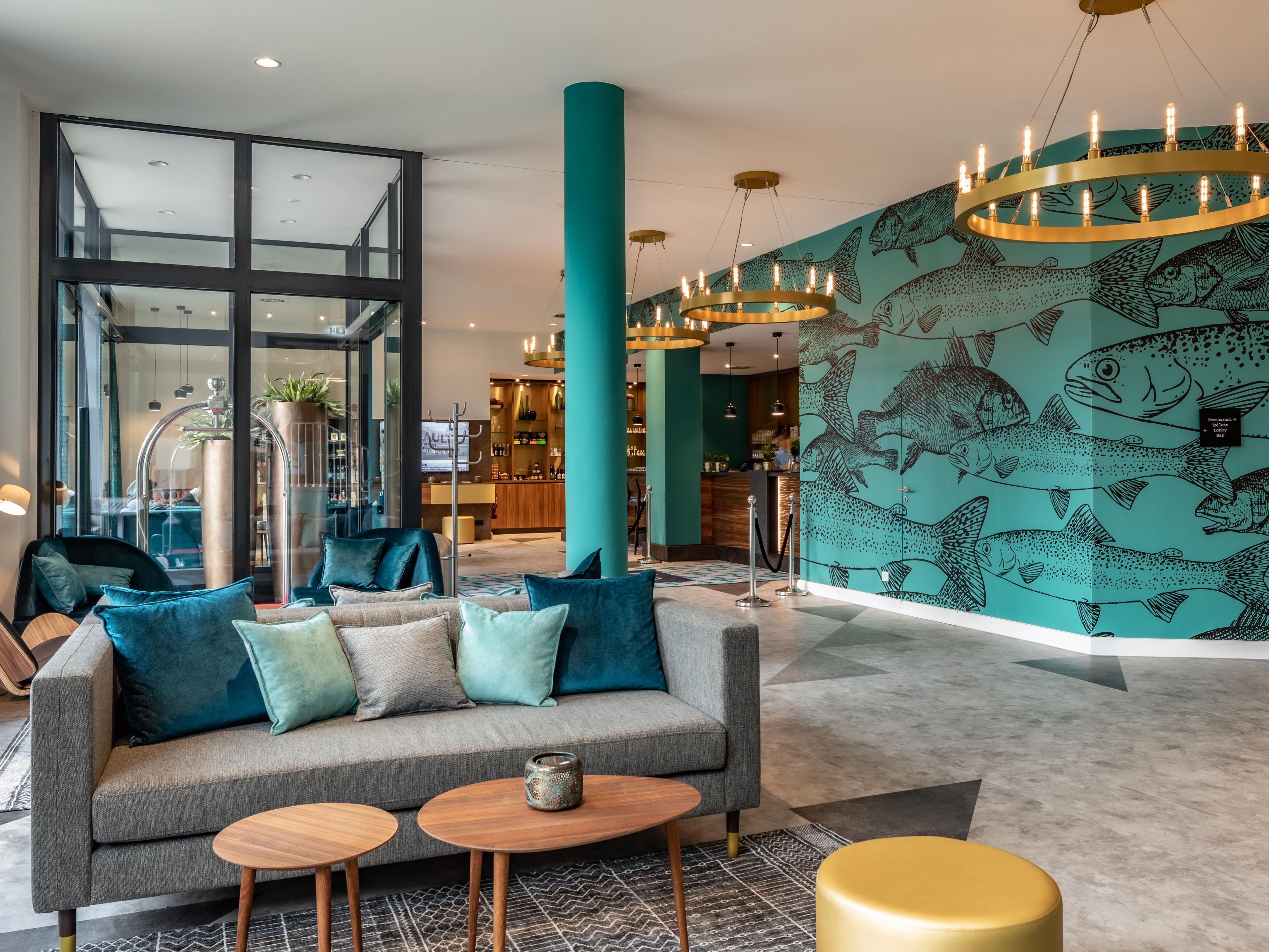 We welcome you in our lobby of Holiday Inn – the niu, Rig Lübeck
