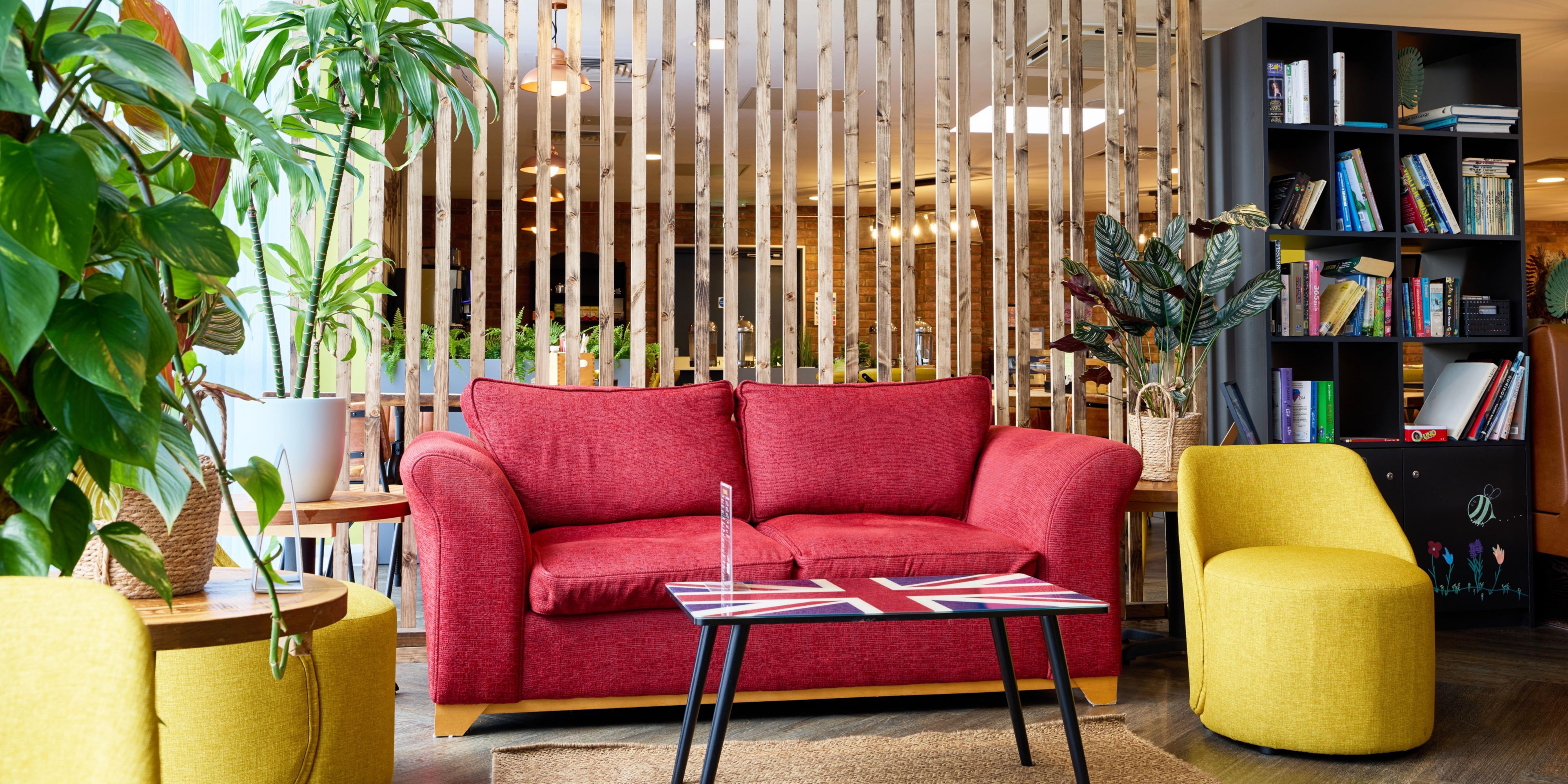 Holiday Inn - the niu, Loom Manchester North