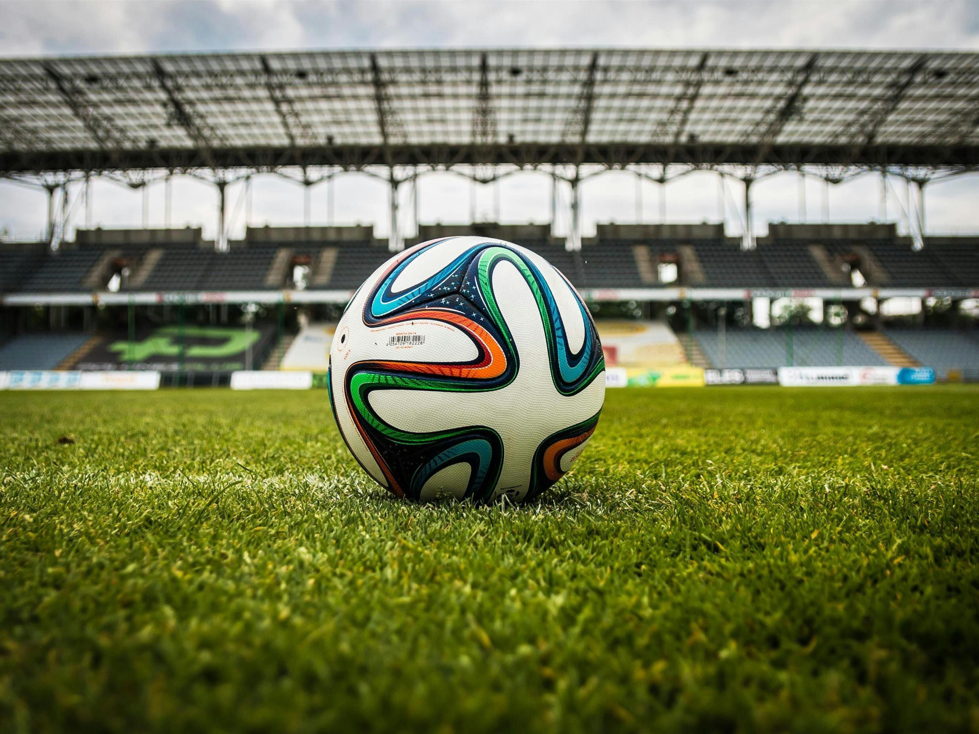 Get ready for the kick-off! Manchester’s football season begins in August—don’t miss the energy of live matches at Old Trafford or Etihad Stadium. Stay close to the action and enjoy a relaxing night after the game with us. Rooms fill up fast on matchdays!