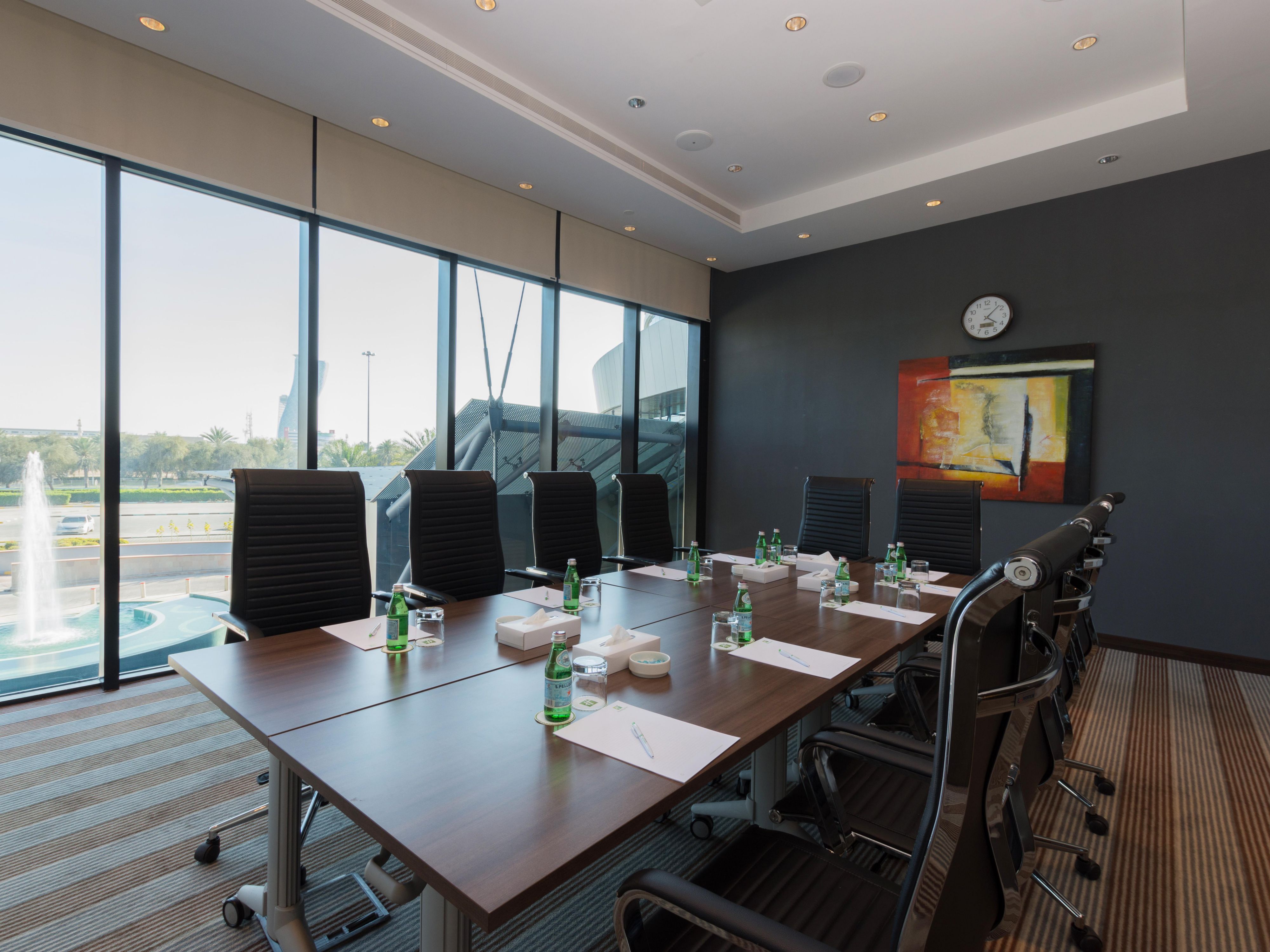 Make your next corporate event a success with our perfect venue. Impress your colleagues and clients with the stunning event spaces. From small meetings to large conferences, Holiday Inn® Abu Dhabi can accommodate your needs. Let us help you plan and execute a successful corporate event.