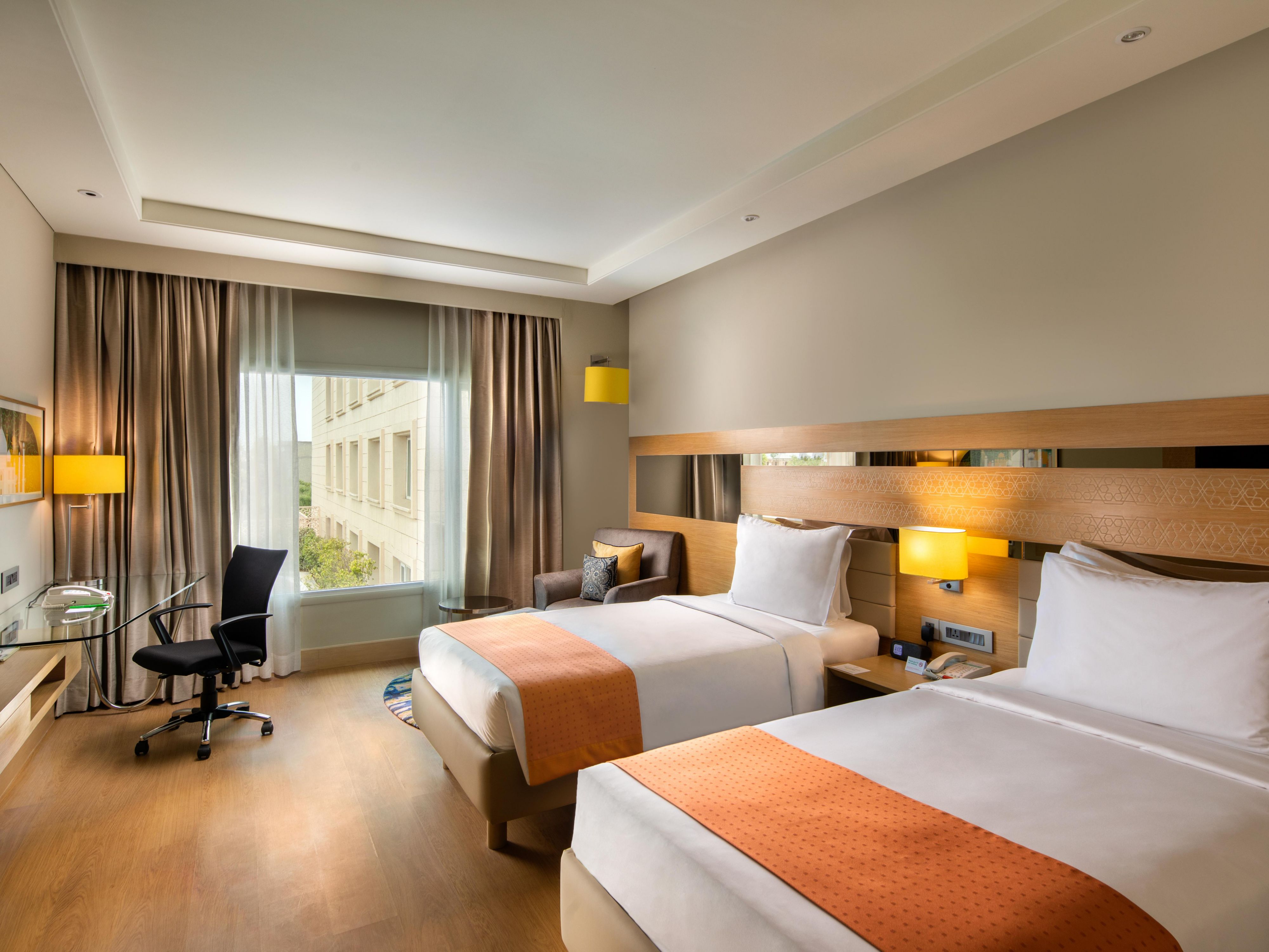 Holiday Inn Agra MG Road- Superior Twin Room, Non Smoking
