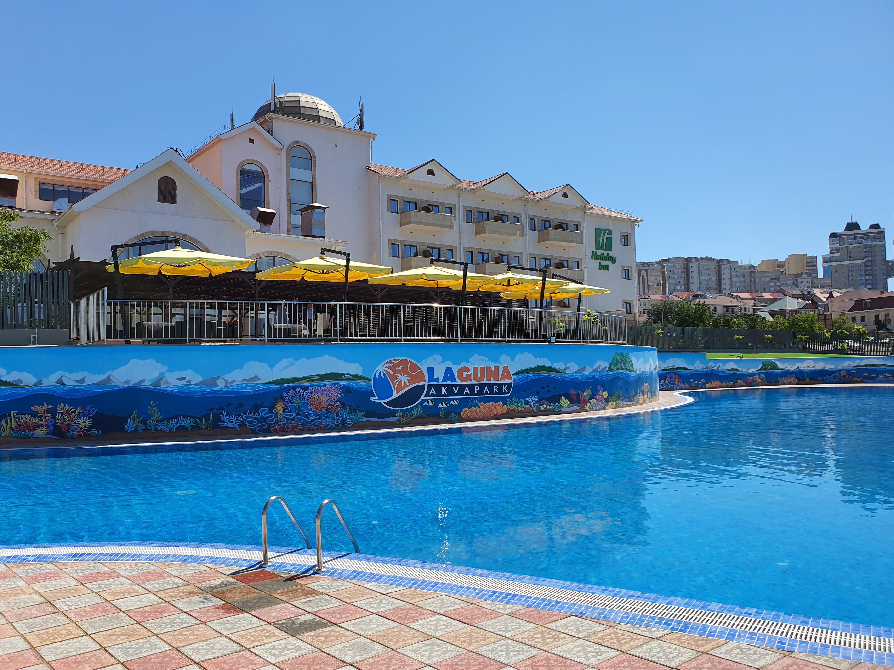 Отель в Актау на берегу моря : Holiday Inn Aktau - Seaside