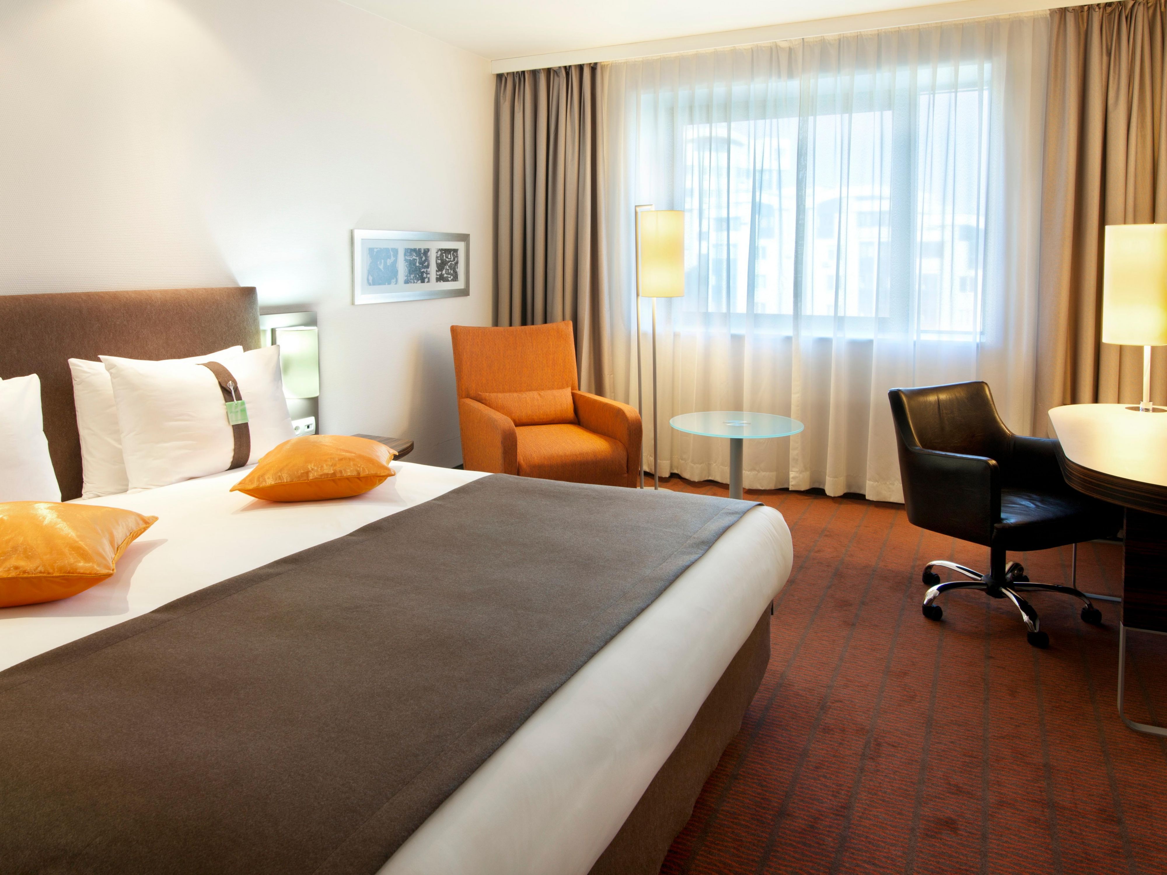 Standard Guest Rooms in our Almaty Hotel offers a choice of view