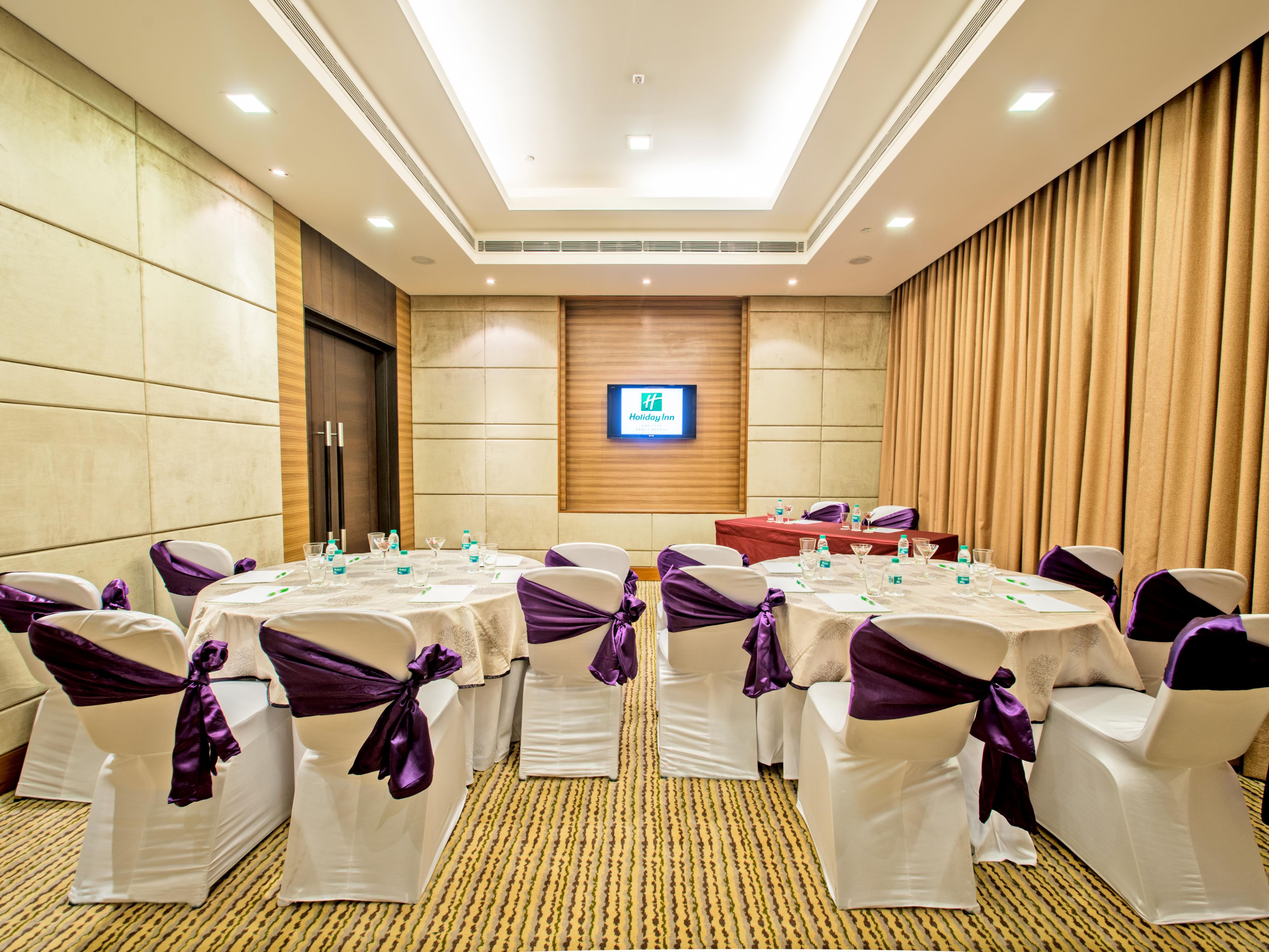 meeting-rooms-in-amritsar-holiday-inn-amritsar-ranjit-avenue-hotel