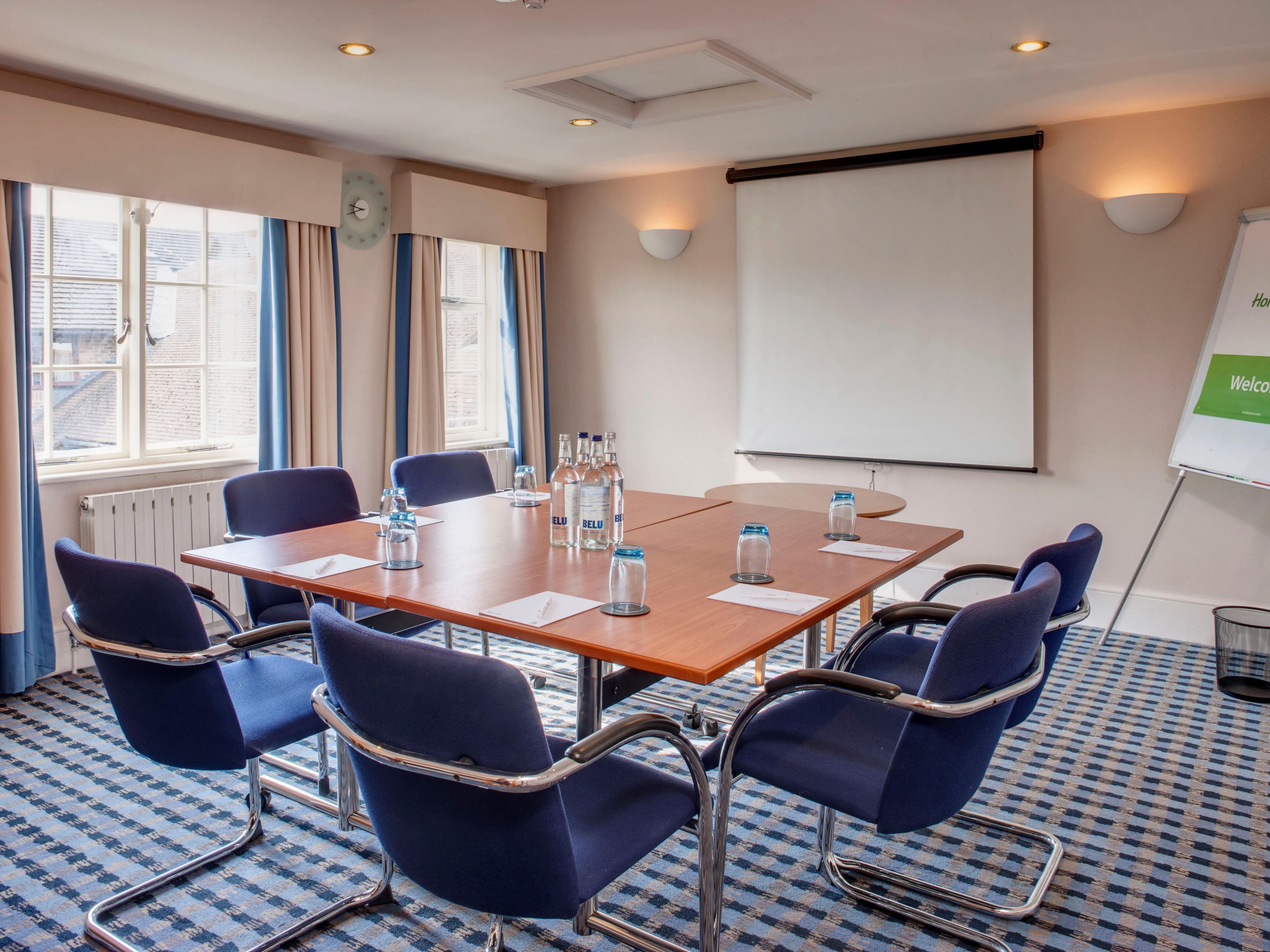 Holiday Inn Ashford-Central's six welcoming meeting rooms, with air conditioning and fast wireless Internet, can be booked for a range of business meetings from 10 to 120 delegates. Our dedicated staff are always on hand to assist with organising your event to ensure it is a success. Think of us for your next event in Ashford.