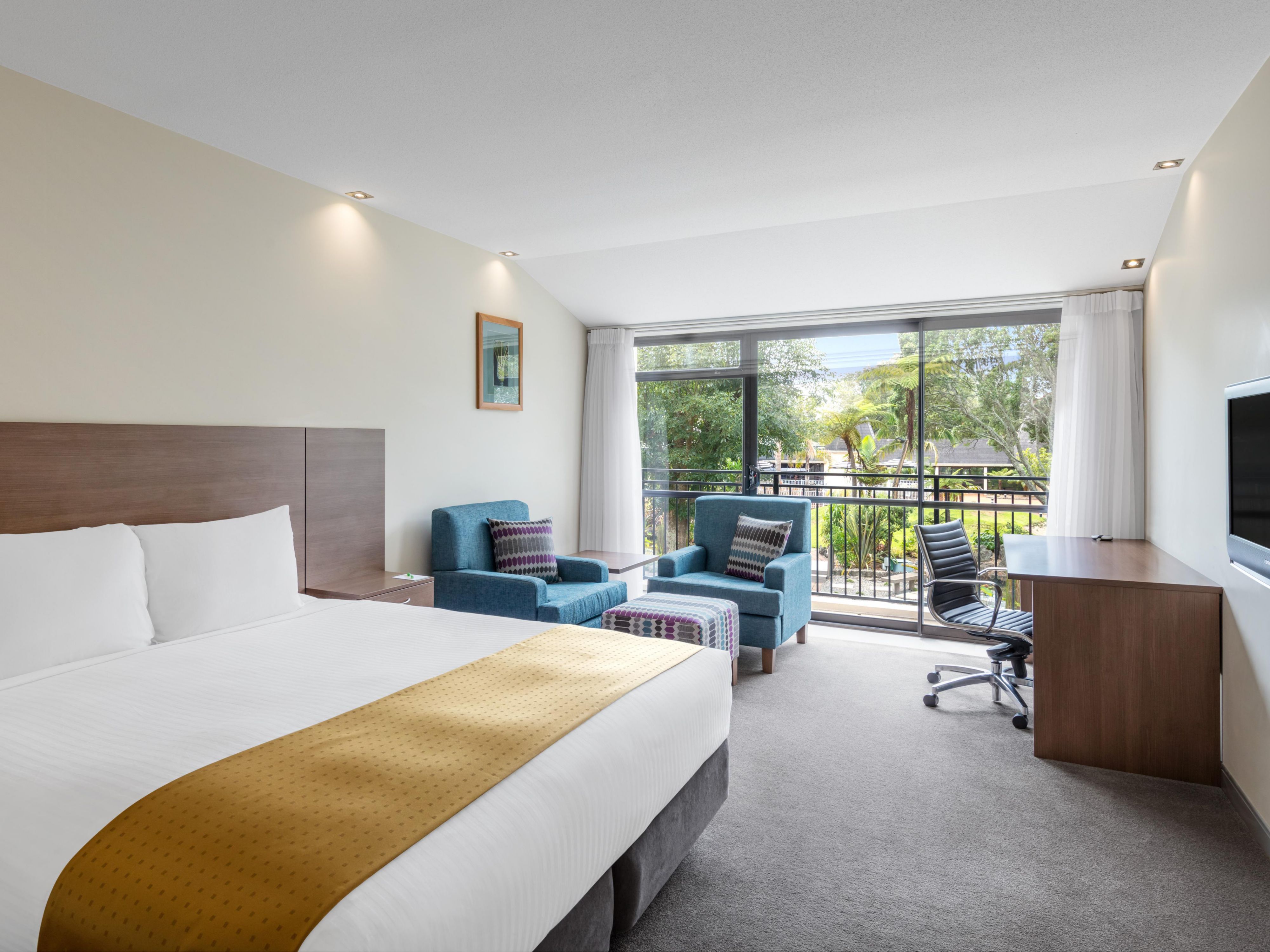 King Room with garden view
