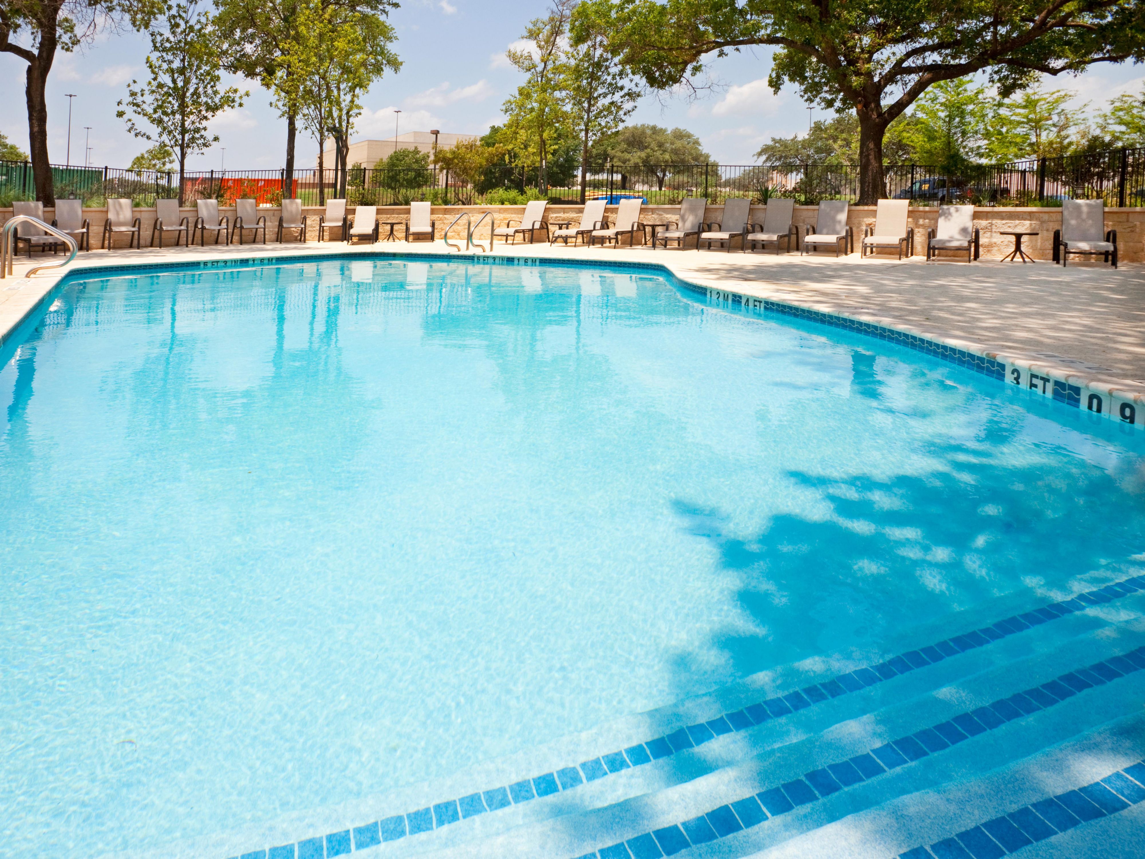 Hotel in Central Austin | Holiday Inn Austin Midtown