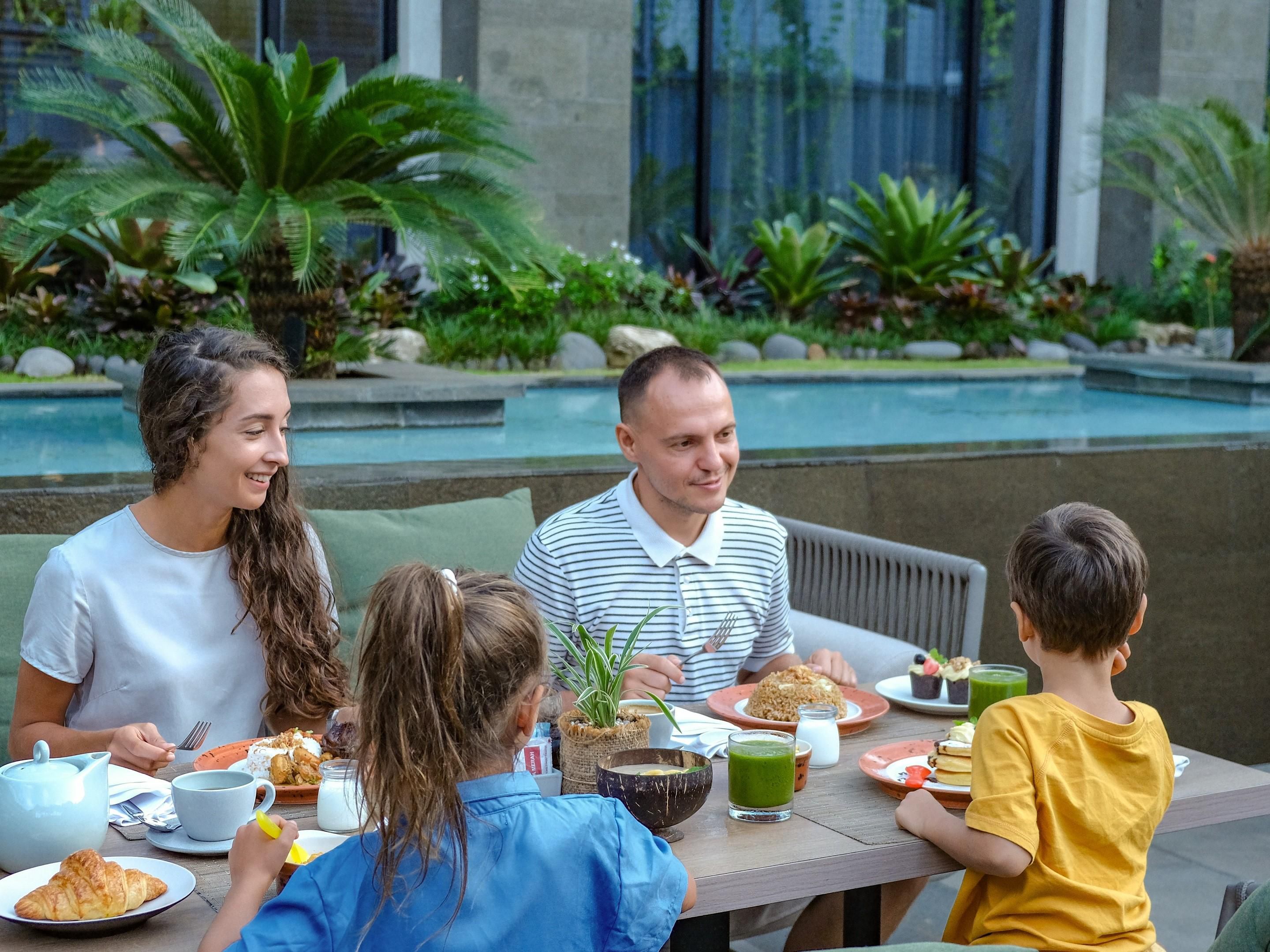 gastronomía del holidayinn hotel
