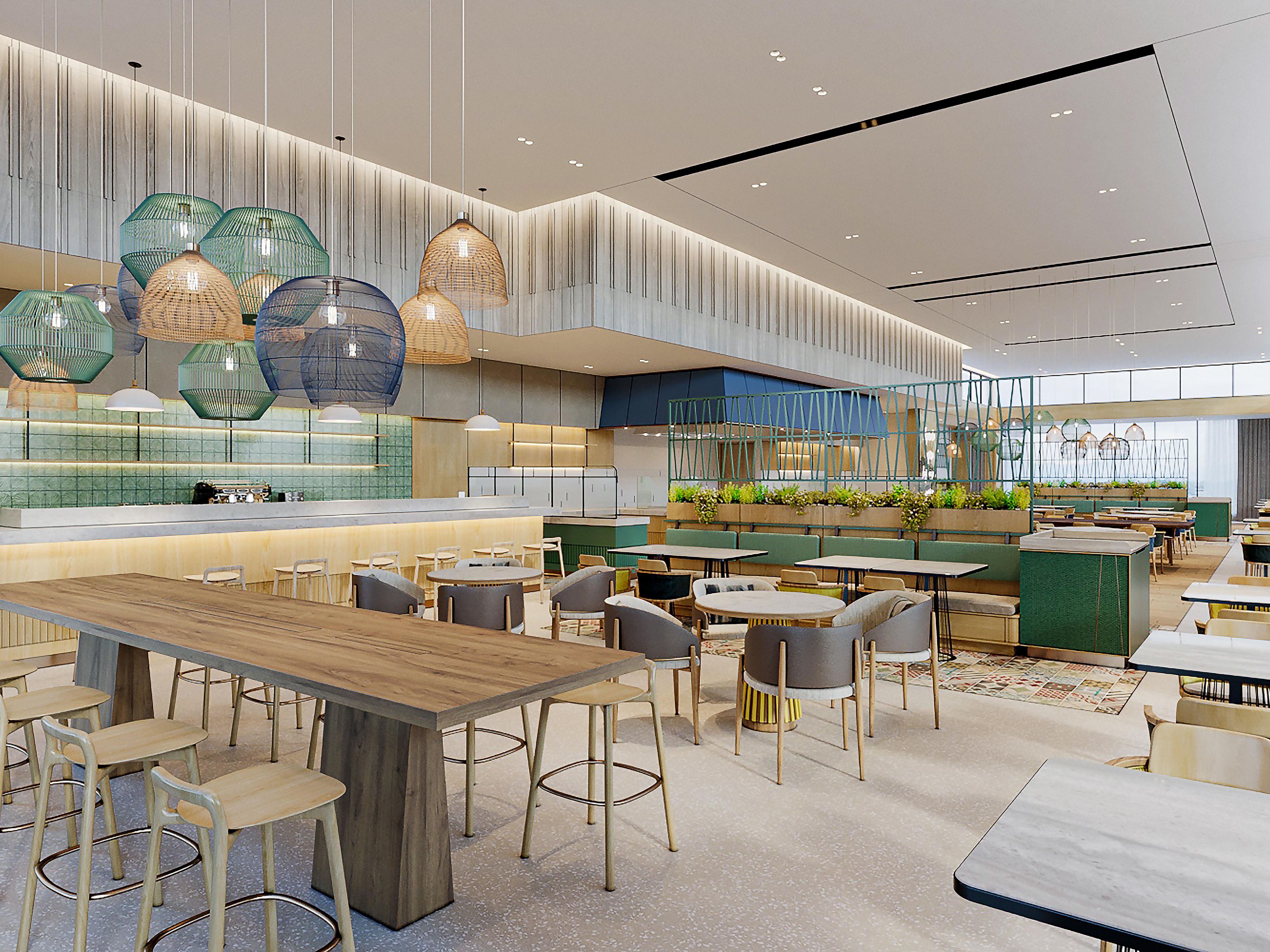 Bersantaplah di restoran kami yang buka sepanjang hari, menawarkan perpaduan hidangan lokal dan internasional, atau bersantai di bar dan lounge kami dengan koktail dan pemandangan Bandar Lampung yang menakjubkan.