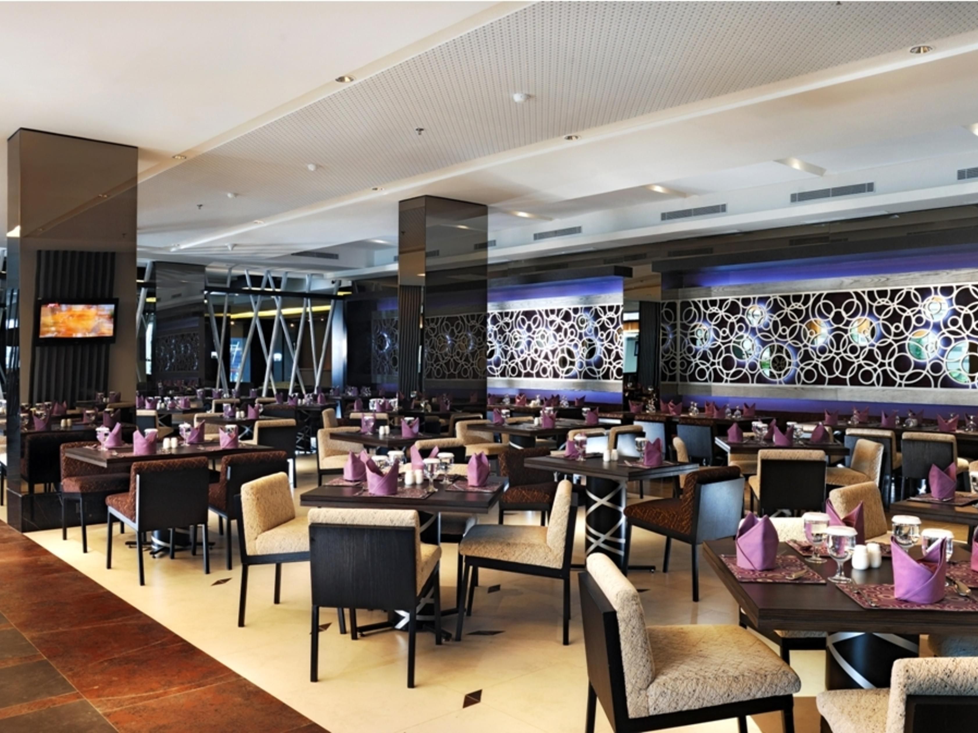Hotel in Bandung | Holiday Inn Bandung Pasteur Hotel