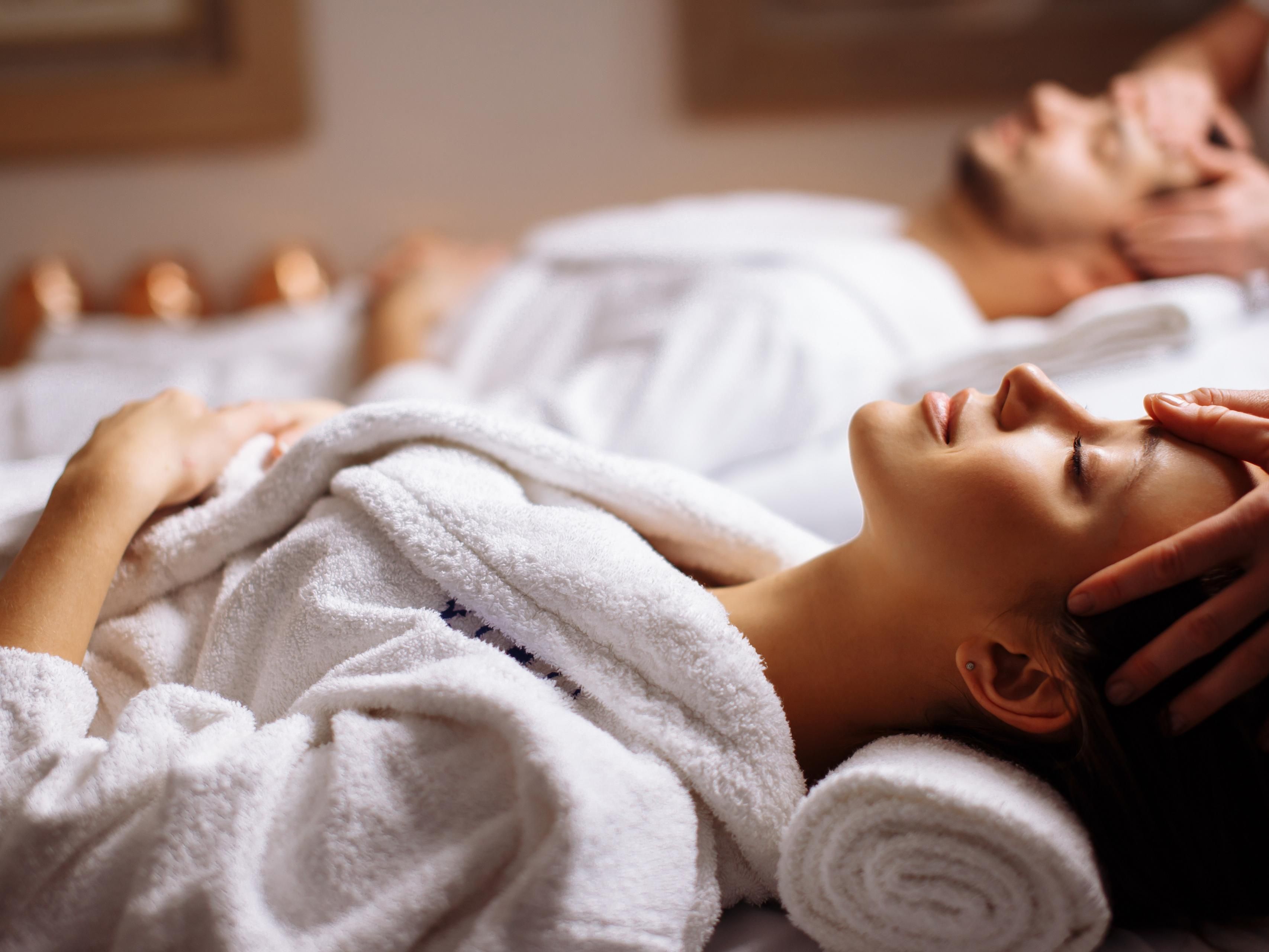 Stay relax, rejuvenate and pamper yourself with one of our spa treatment and traditional Thai massage.
Call us for details and appointments at 02-207-4300.