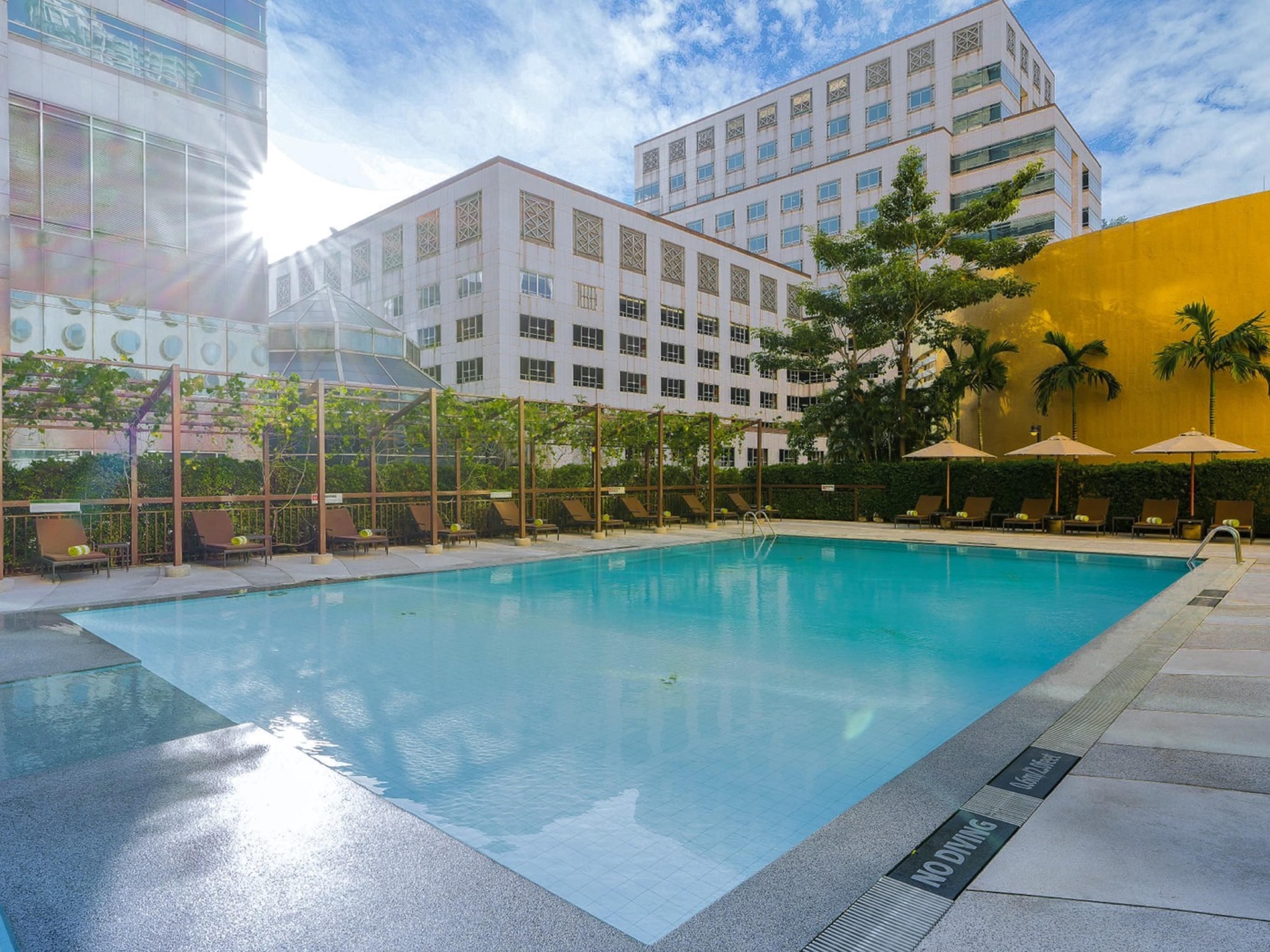 Our 20-metre swimming pool and sunbathing terrace on the sixth floor is a great spot to unwind after a long day. Take in mesmerizing views of the city skyline while you indulge in a refreshing dip, day or night.