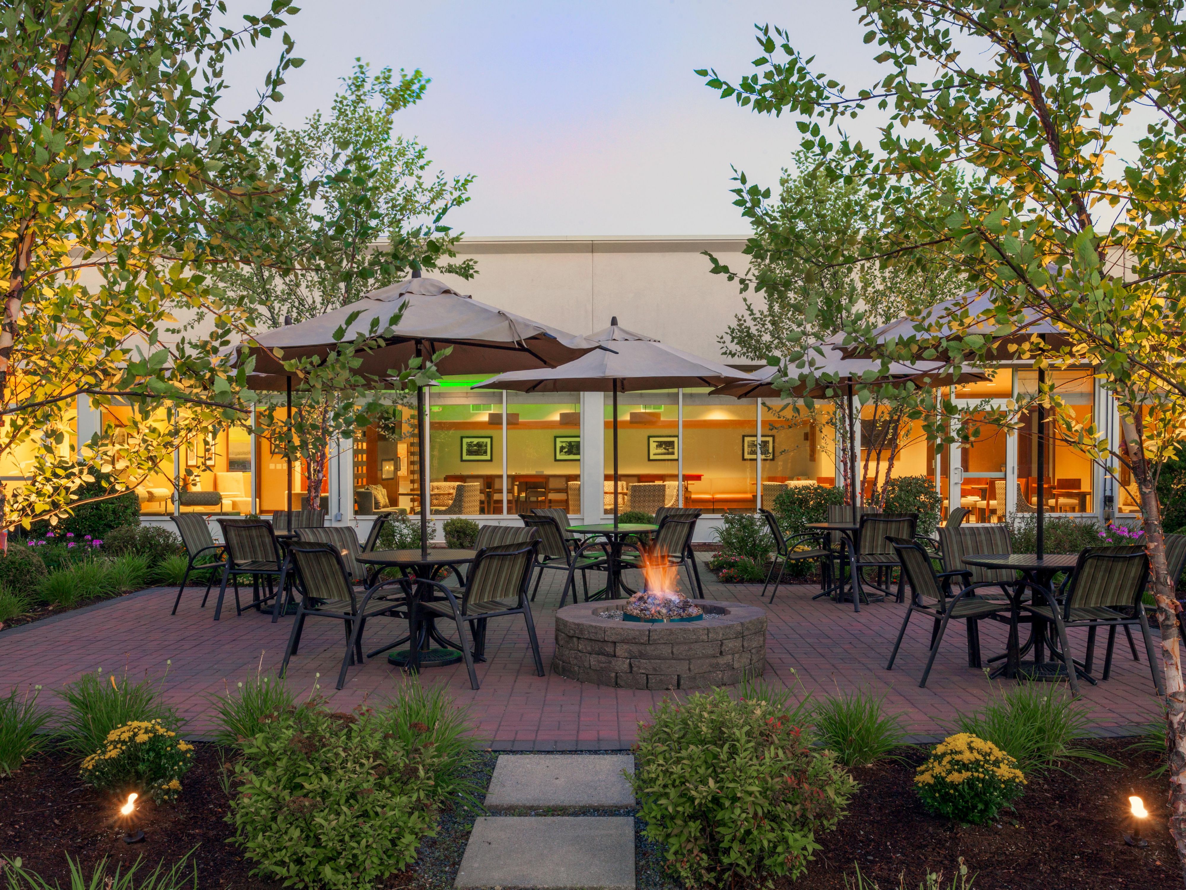 Affordable Hotel in Bangor, Maine | Holiday Inn Bangor