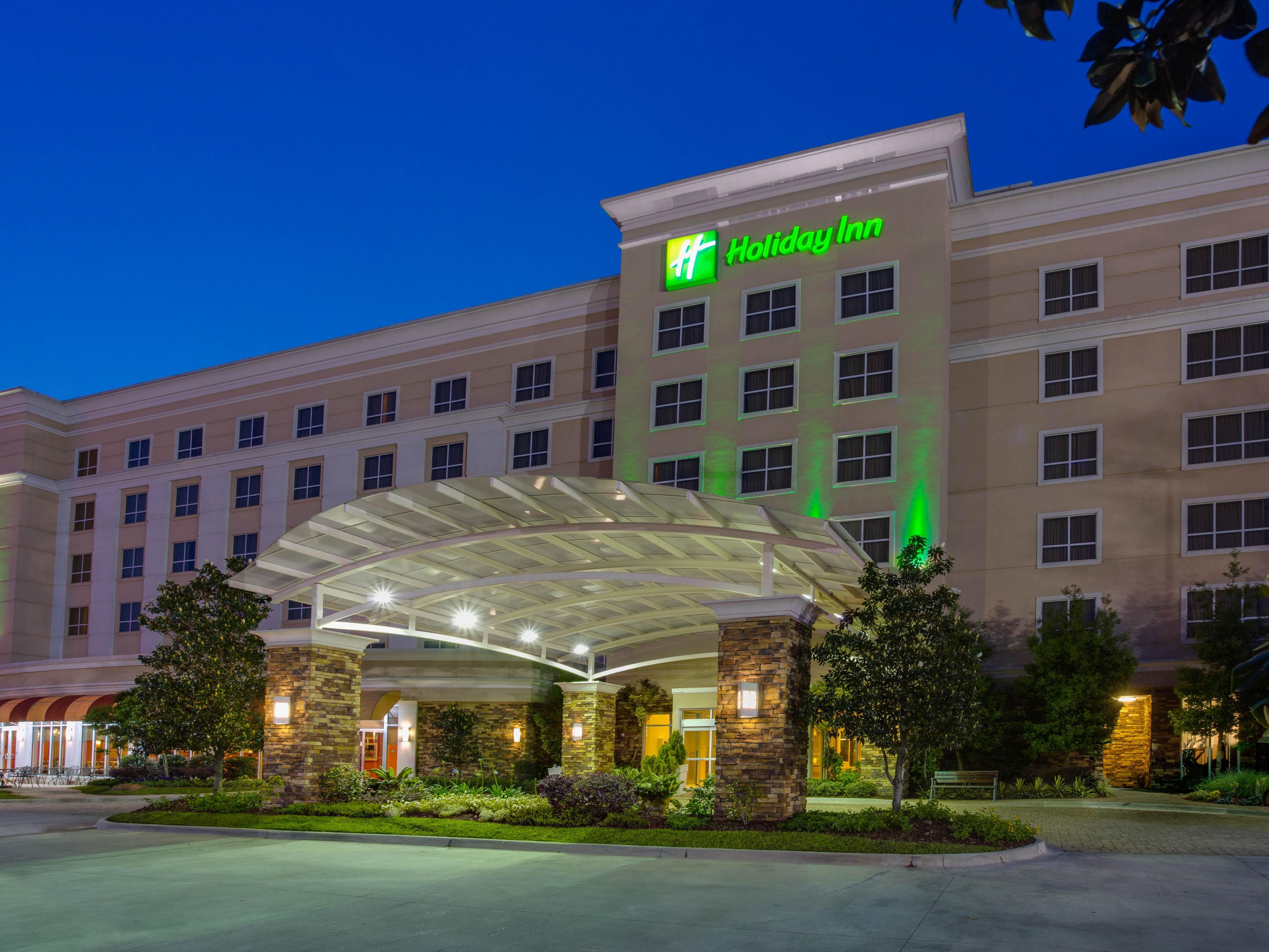 Hotel Rooms in Baton Rouge | Holiday Inn Baton Rouge College Drive I-10