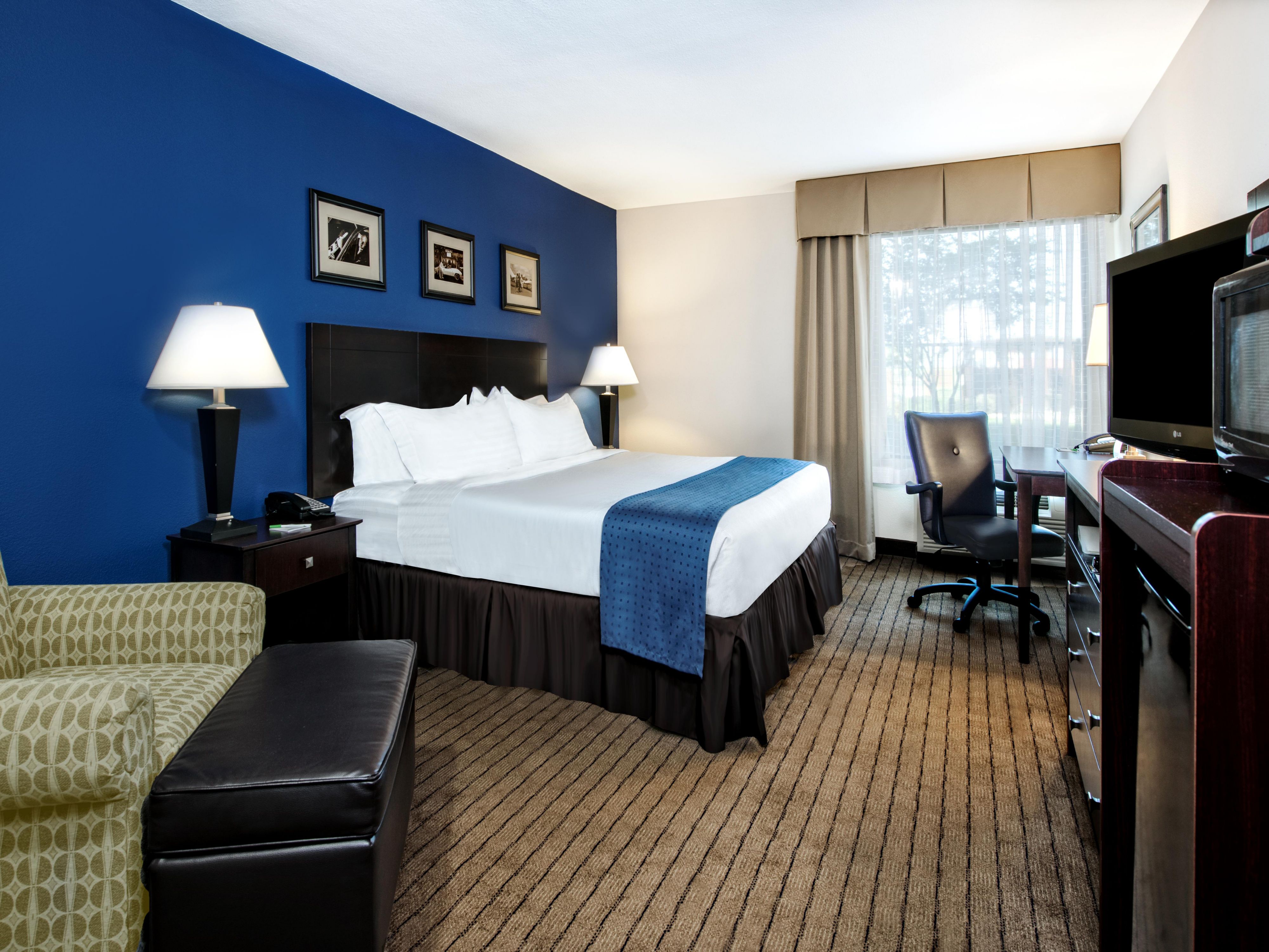Bedford, TX Hotel near Dallas Airport Holiday Inn Dallas DFW Airport