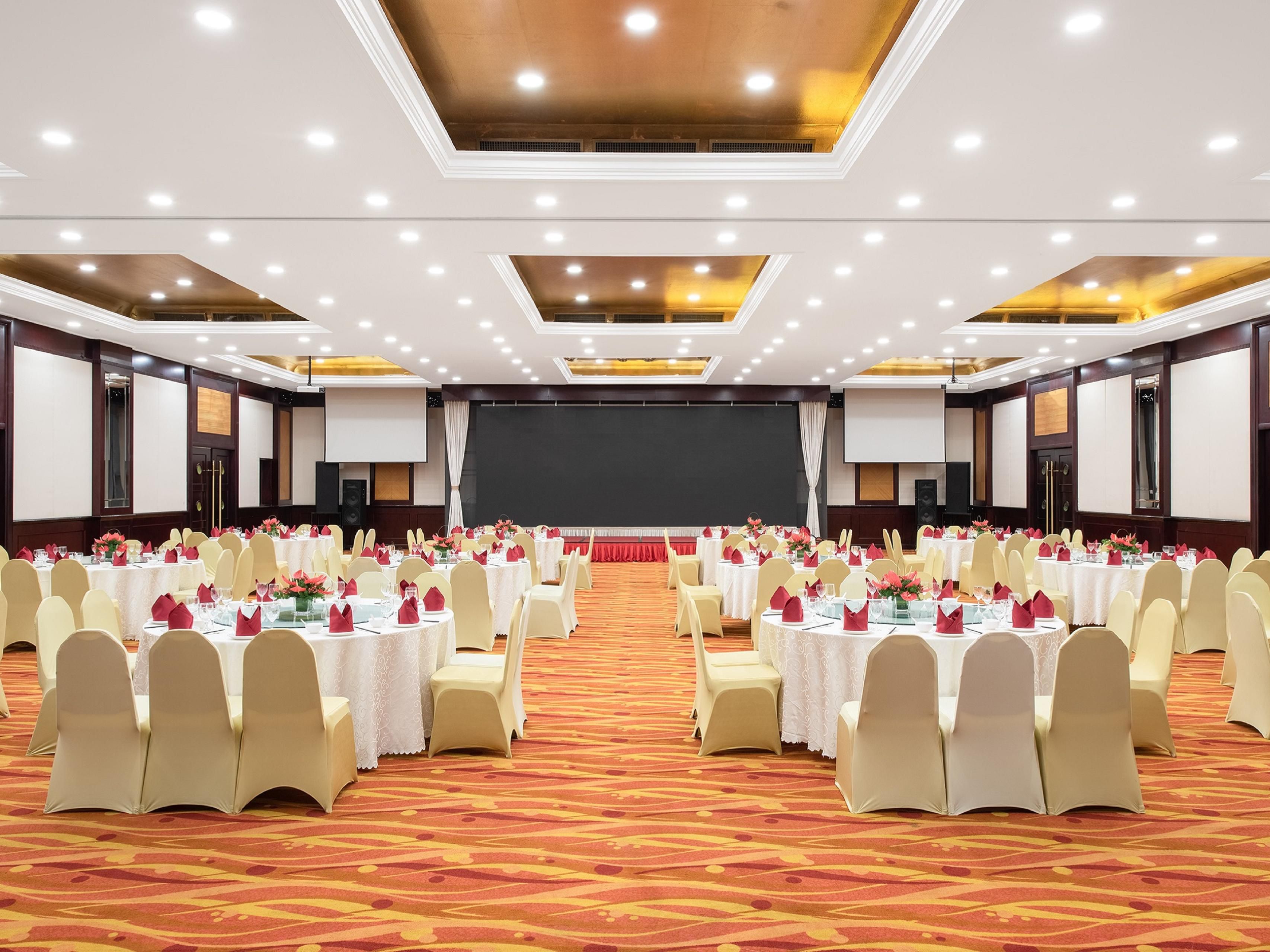388 sqm Ballroom on 2nd Floor providing the maximum space of 300 seating.