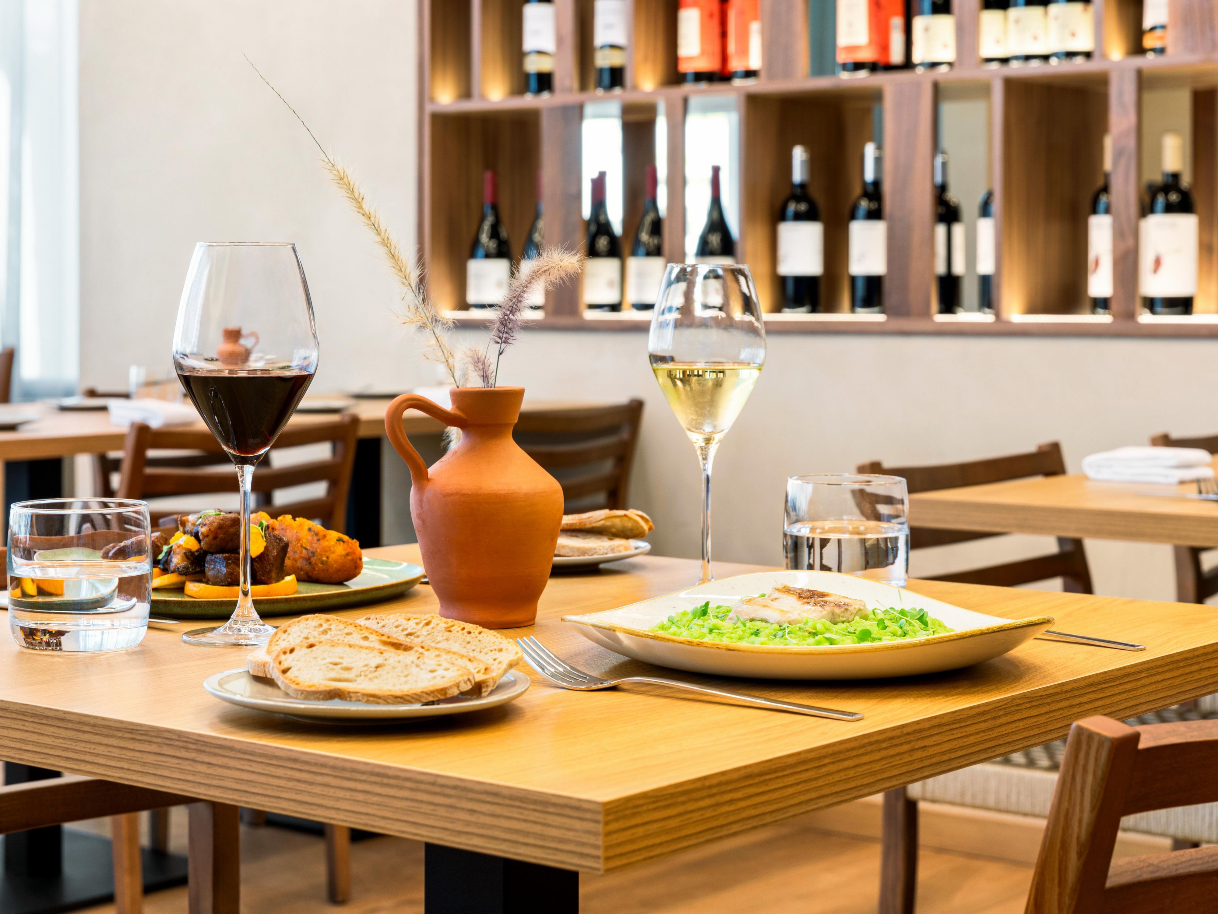 Savour traditional Portuguese cuisine at our restaurant, Chaparro Alentejano, where authentic à la carte dining meets contemporary flair. Enjoy Fado nights, open to everyone, Cante Alentejano performances with traditional singers and guitar players; and locally inspired dishes with curated drinks. Open daily 12:00 PM-3:00 PM and 7:00 PM-11:00 PM.