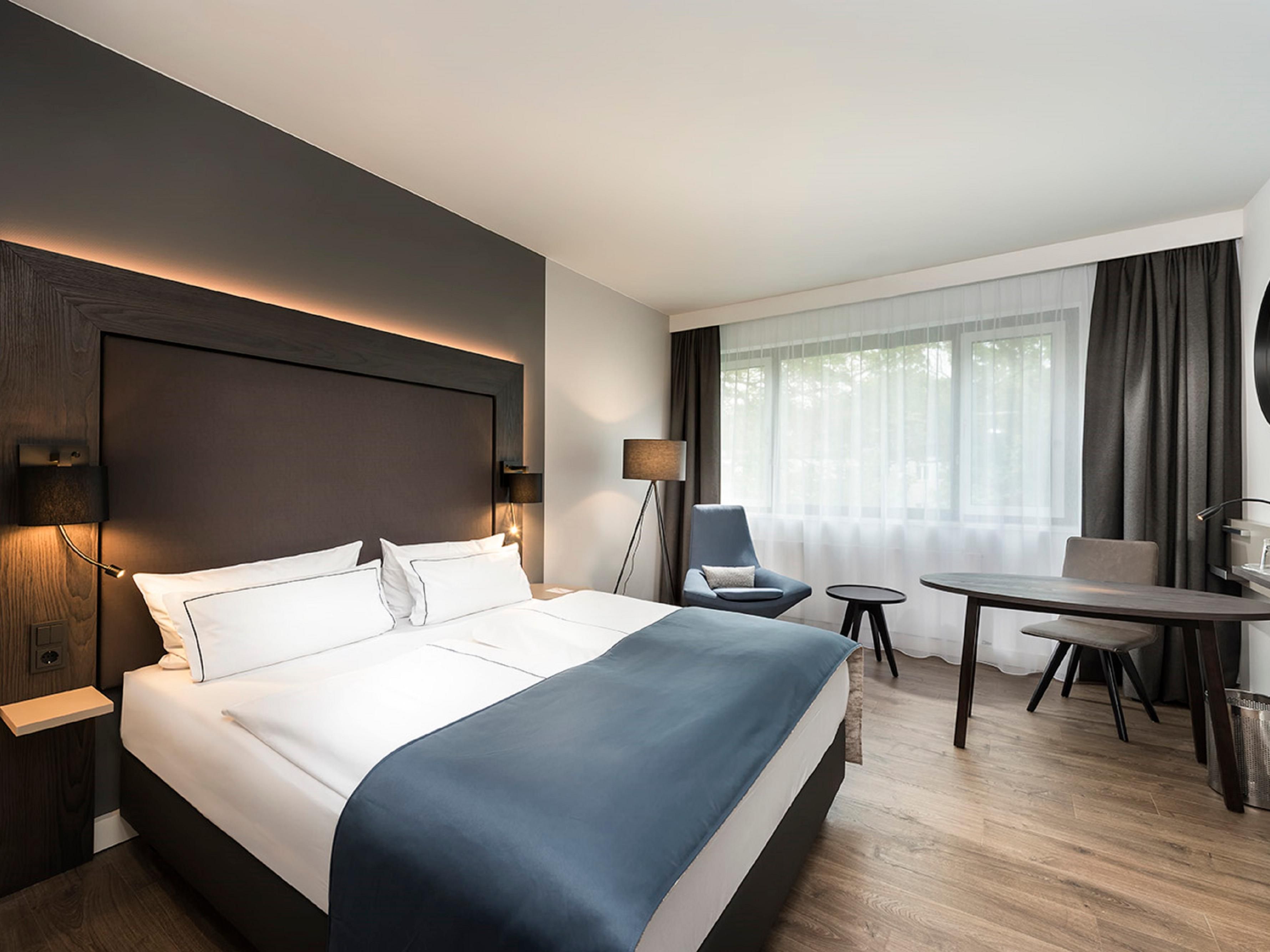 Отель в Berlin, | Отель Holiday Inn Berlin - City West