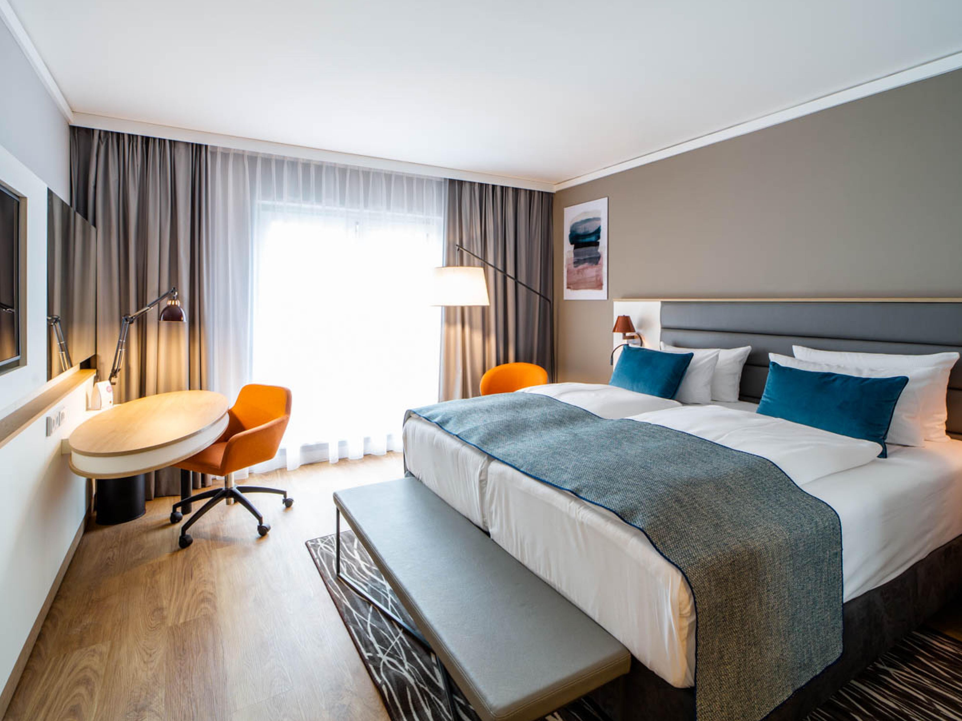 Berlin Schoenefeld Airport Hotels (SXF) | Holiday Inn Berlin Airport ...