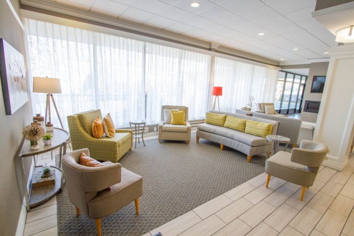 Holiday Inn Blmgtn Arpt South- Mall Area