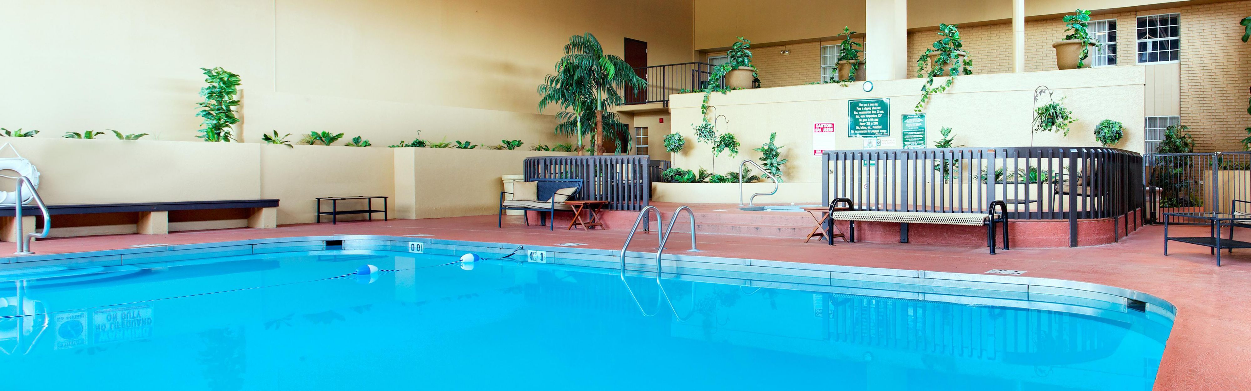 Holiday Inn Blytheville Hotels Holiday Inn Blytheville Amenities