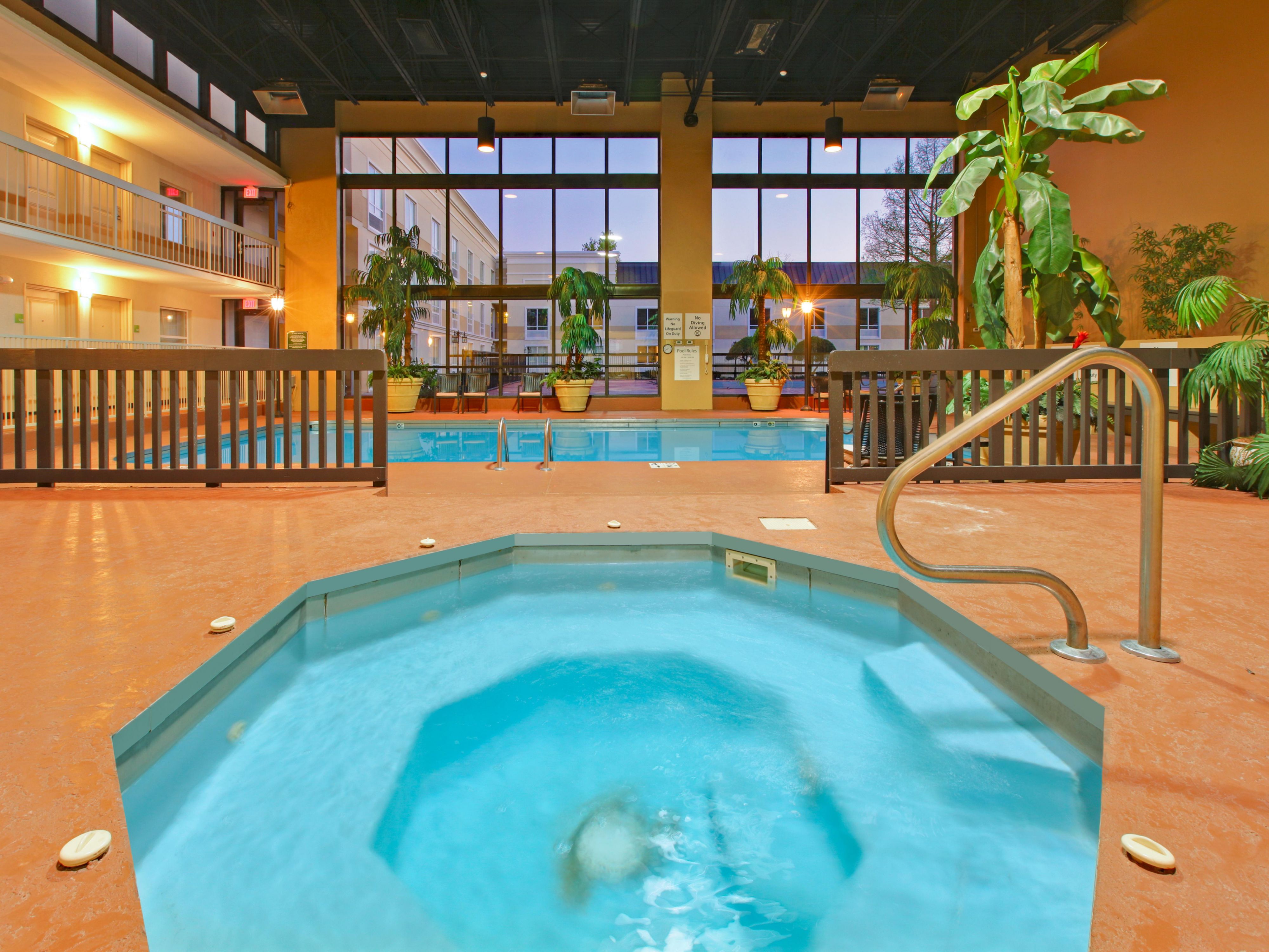 You have options! Take a dip in our indoor pool, which is open from 6:00 am to 10:00 pm daily. (please note the hot tub has been removed)

When planning for summer travel, we have an outdoor pool open from Memorial Day through Labor Day. 

