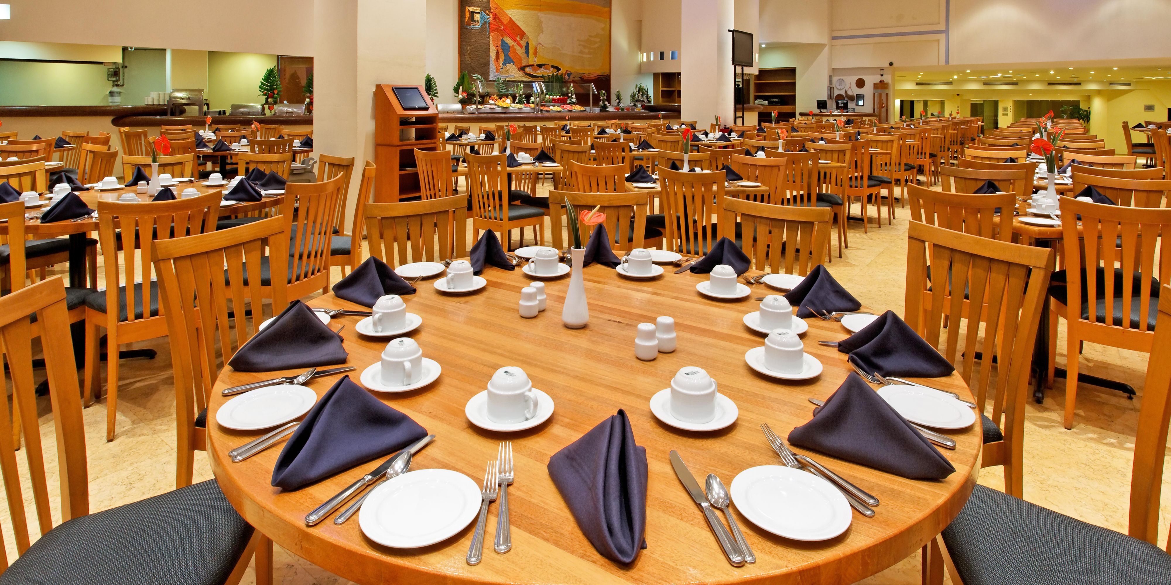 Total 51+ imagen holiday inn boca del rio buffet