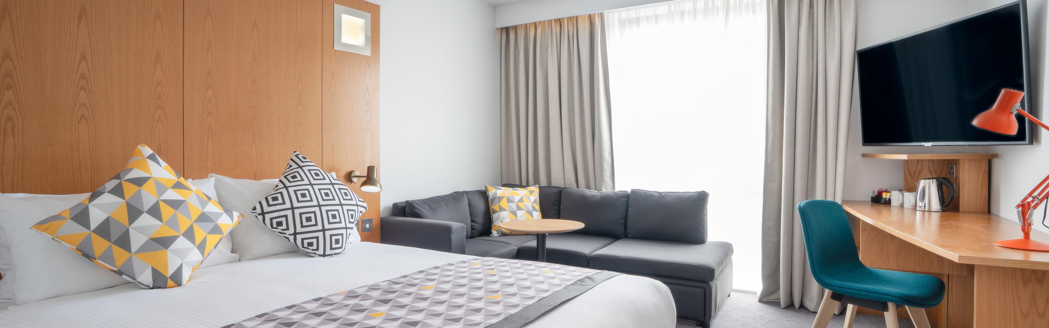 Holiday Inn Bournemouth Hotels Holiday Inn Bournemouth Hotel Room Rates