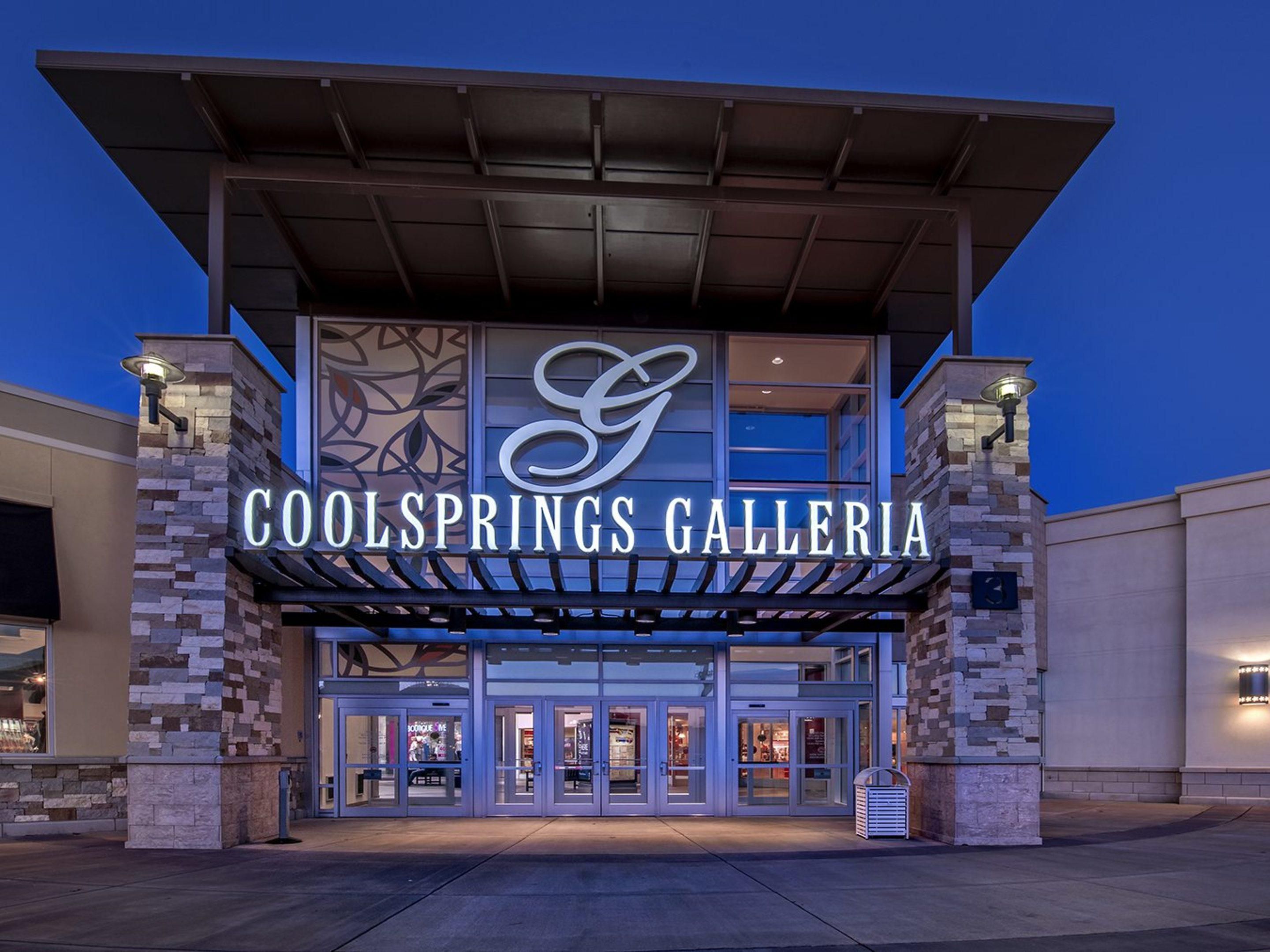 Stay at a premier Cool Springs Hotel within minutes from the Cool Springs Galleria and Downtown Franklin for all your entertainment and shopping fun!  