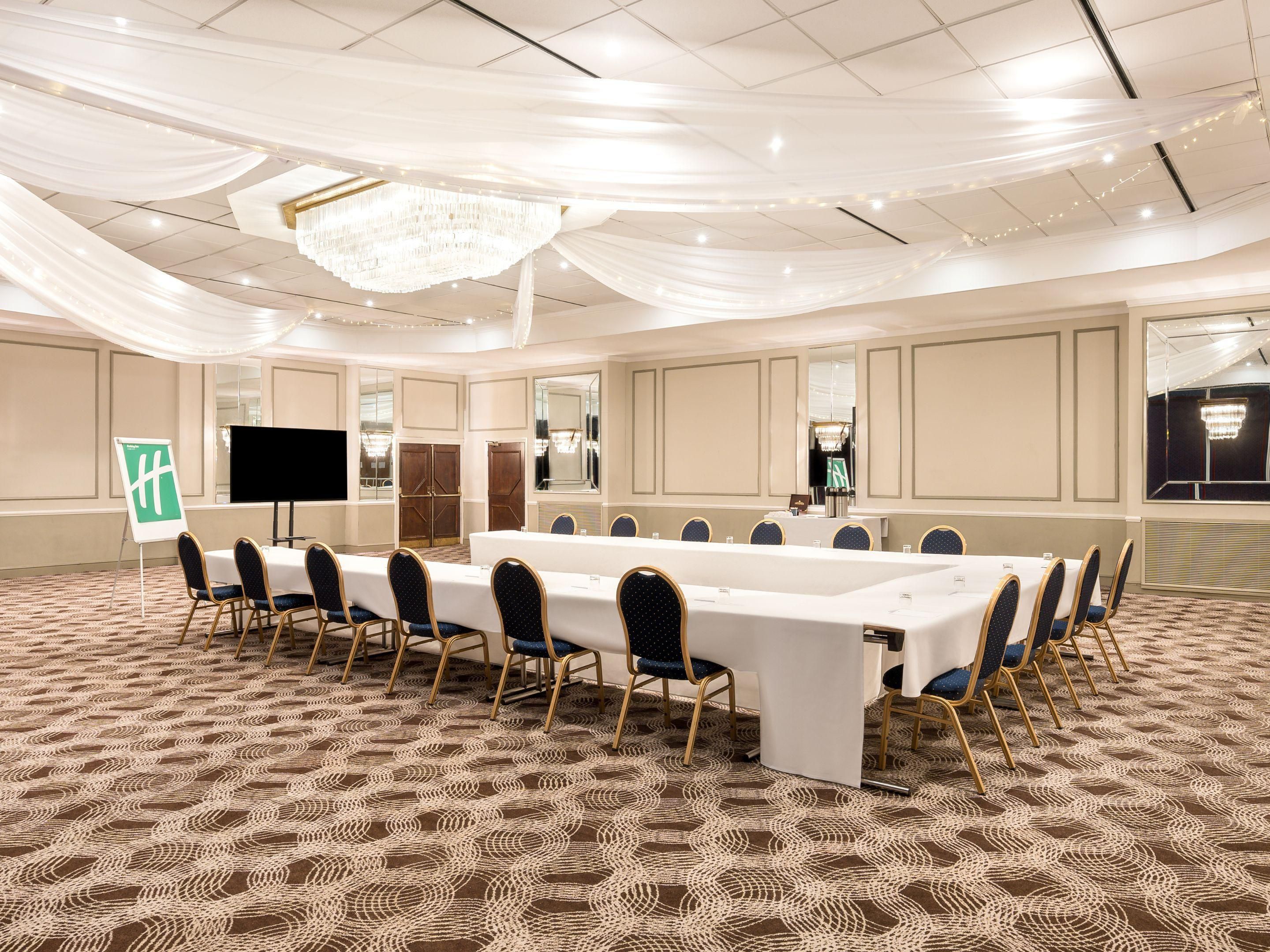 The perfect balance of value and premium service, in 2026 make the most of our DDR Lite rate only £26 per person. Including everything you need for a productive day: room hire, modern facilities, a tasty lunch, and tea and coffee. 

Quote DDRLITE when booking.