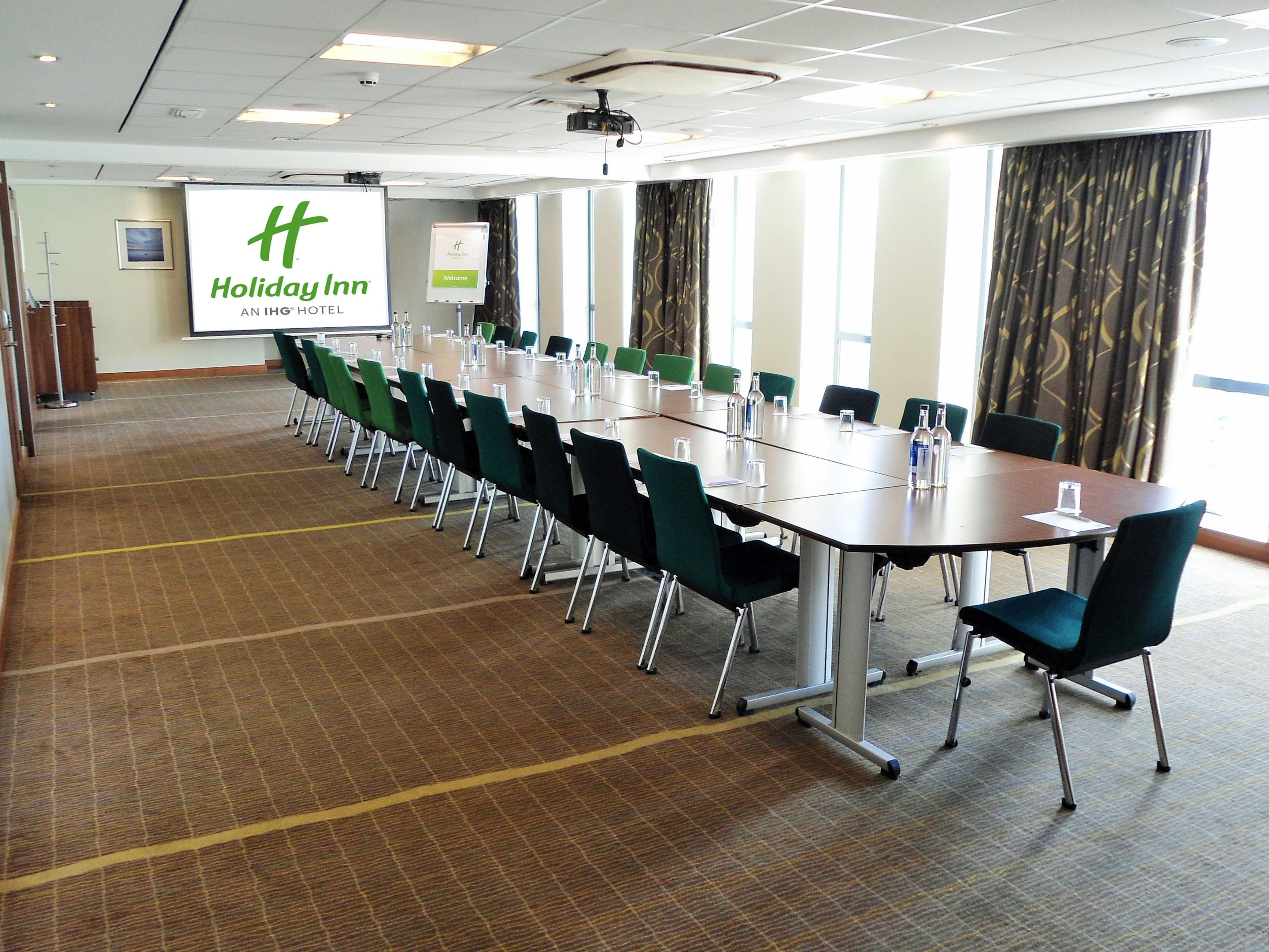 Holiday Inn Bristol City Centre offers 7 flexible naturally lit meeting and event rooms. All are fully accessible and come fully equipped with built-in AV.