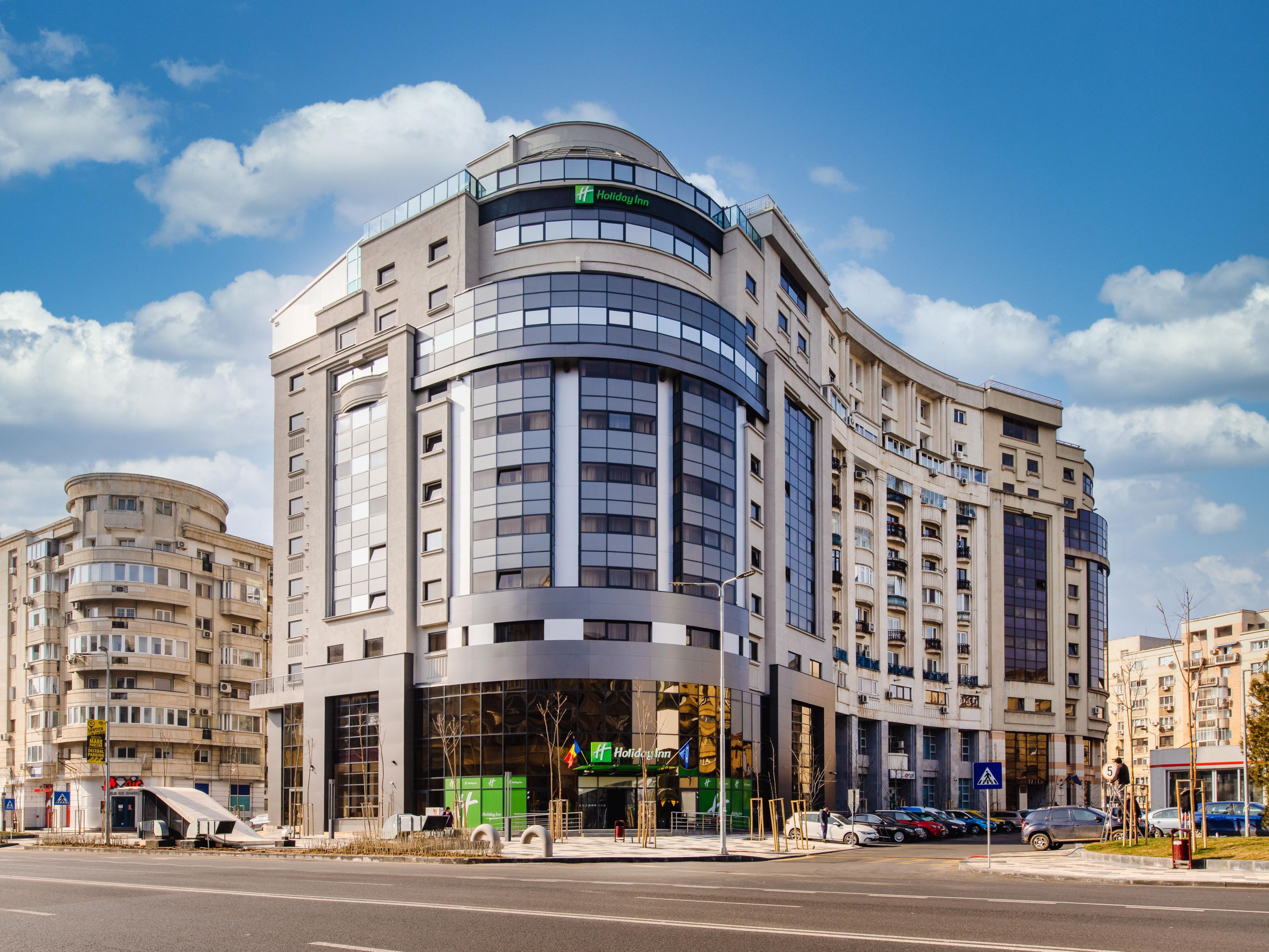 Holiday Inn Bucharest 6896381693 4x3