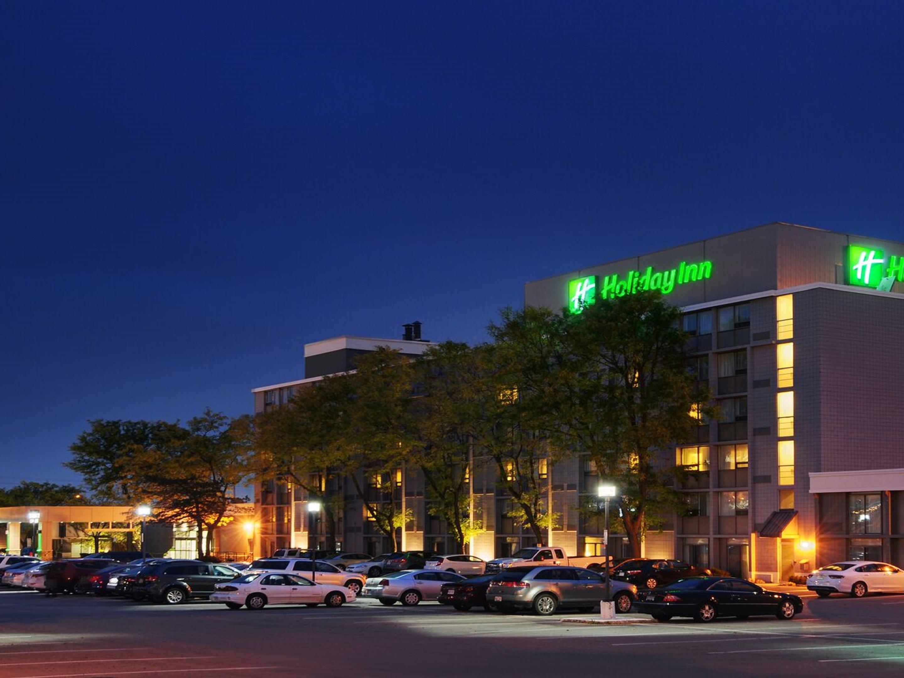 Burlington Hotels near Toronto Holiday Inn BurlingtonHotel & Conf Centre
