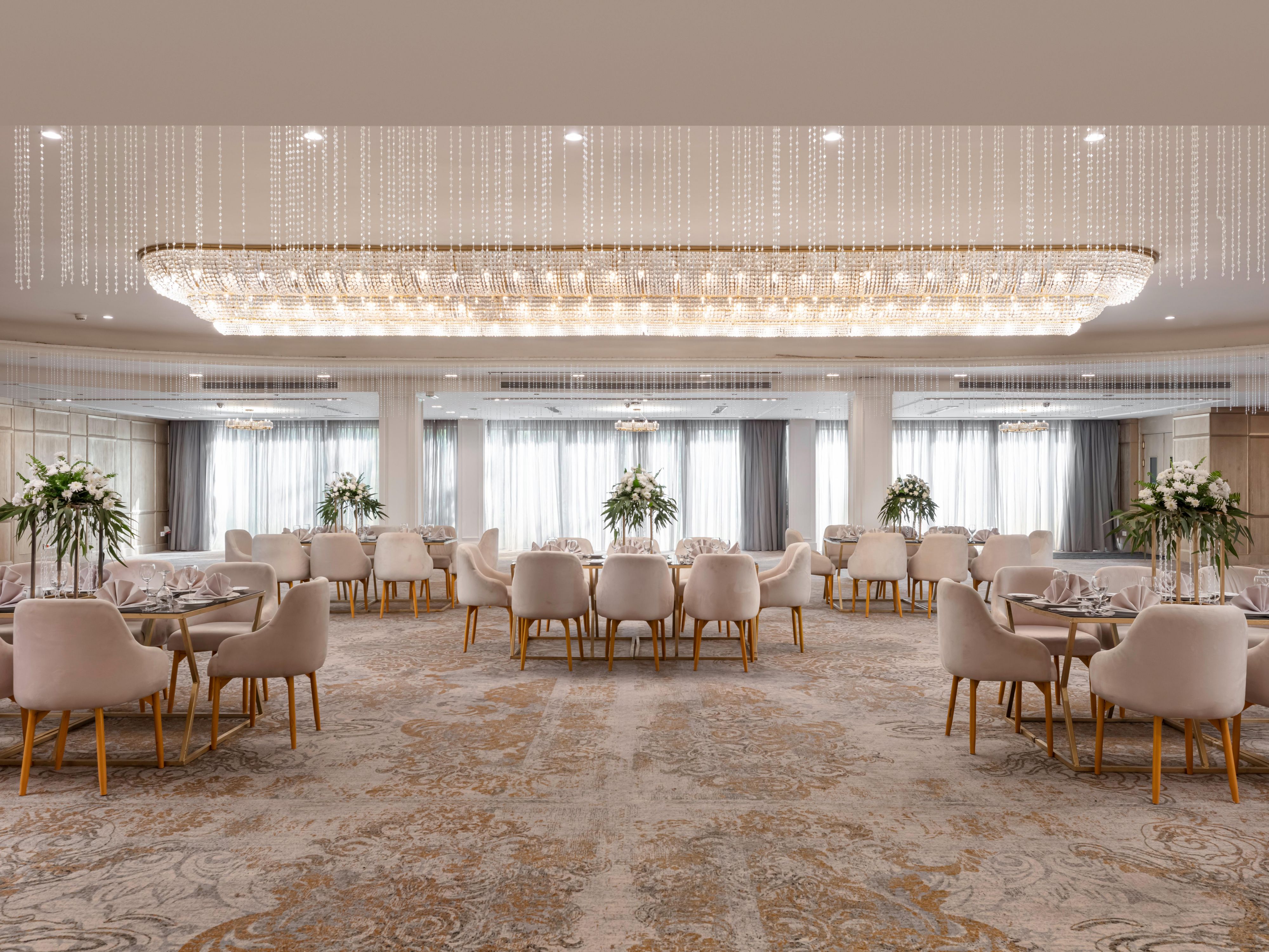 Plan your dream wedding at Holiday Inn Cairo Maadi and check out the special venue that caters all your needs. Our talented experts are delighted to take care of all the details with devotion to make your event as perfect as it should be.

For more details, kindly connect with the banquet team.