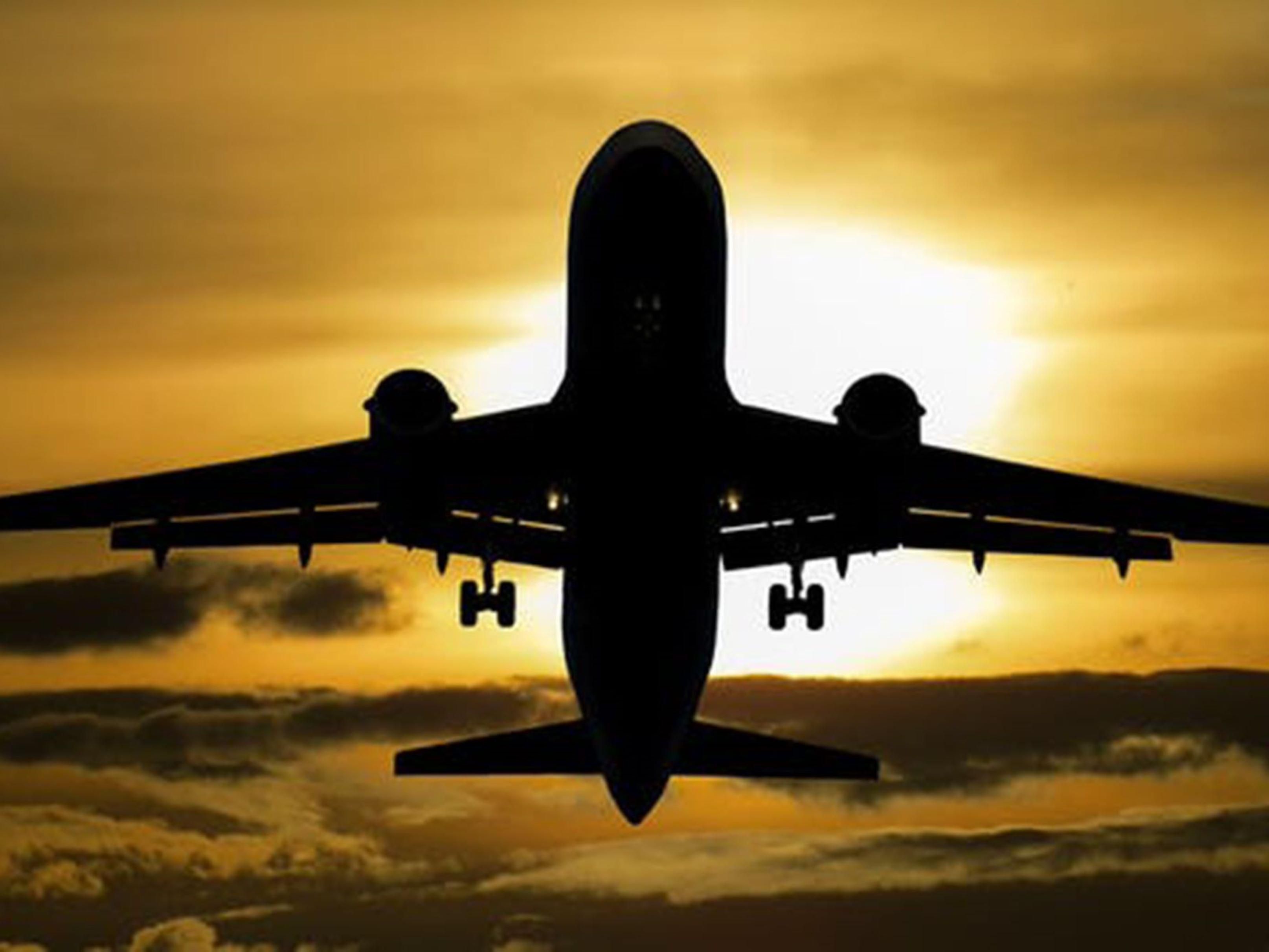We are pleased to offer our guests a complimentary airport shuttle to Calgary International airport.  Transportation easily arranged with our front office team. 