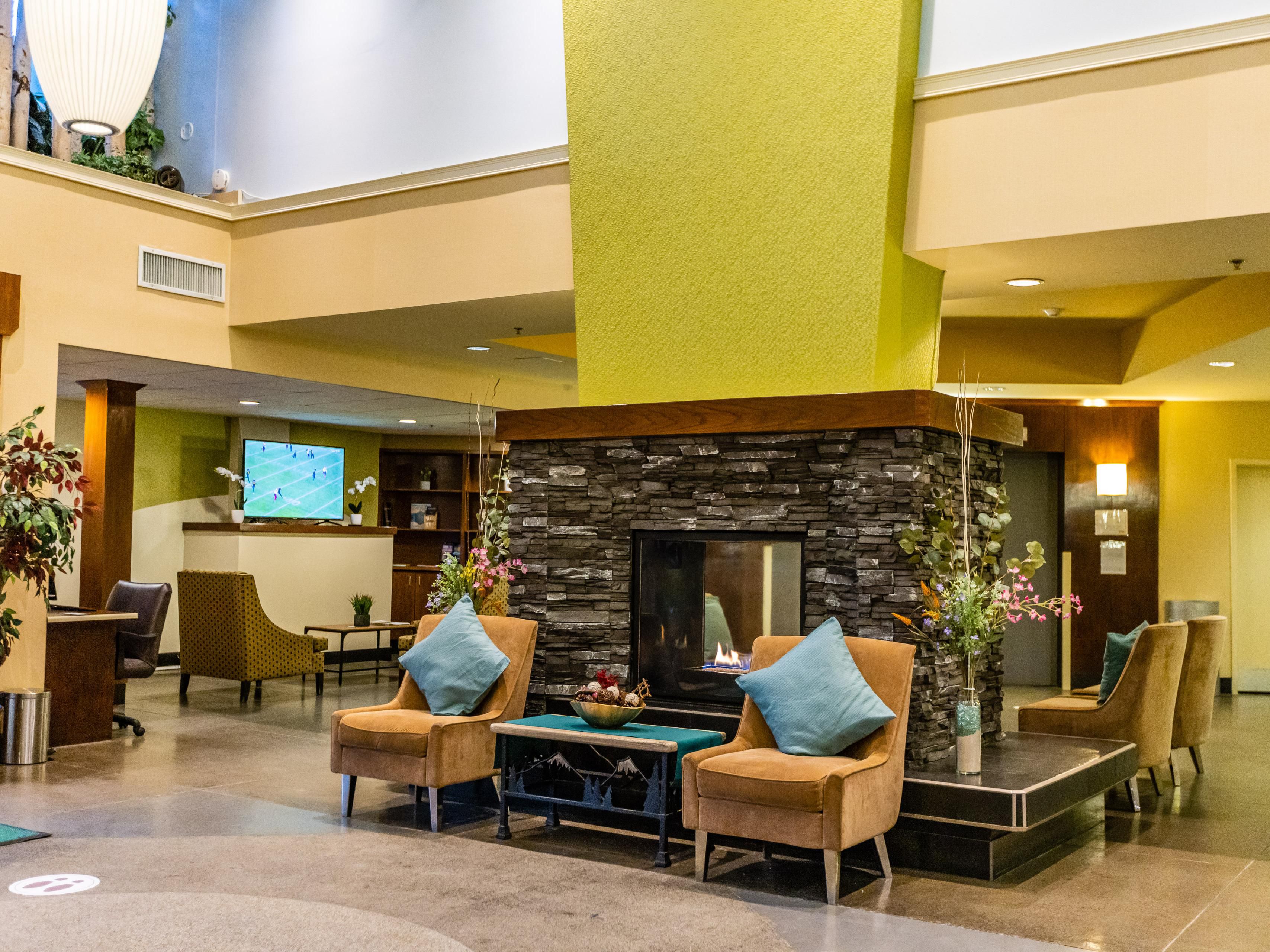 holiday-inn-canmore-hotel-by-ihg