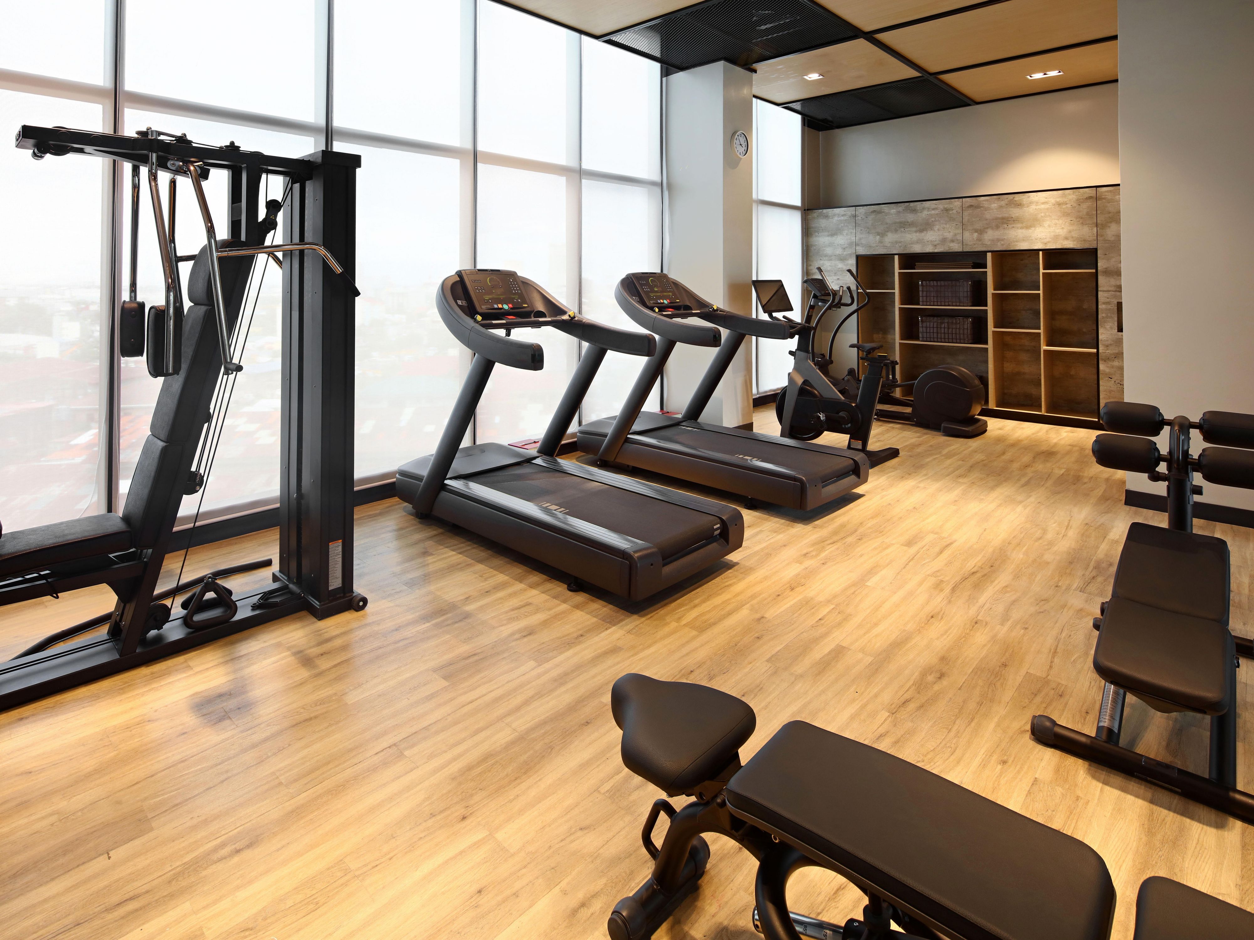 Power up with a quick workout at our Fitness Center located on the 7th floor beside the pool lounge. Open 24/7 for in-house guests. 