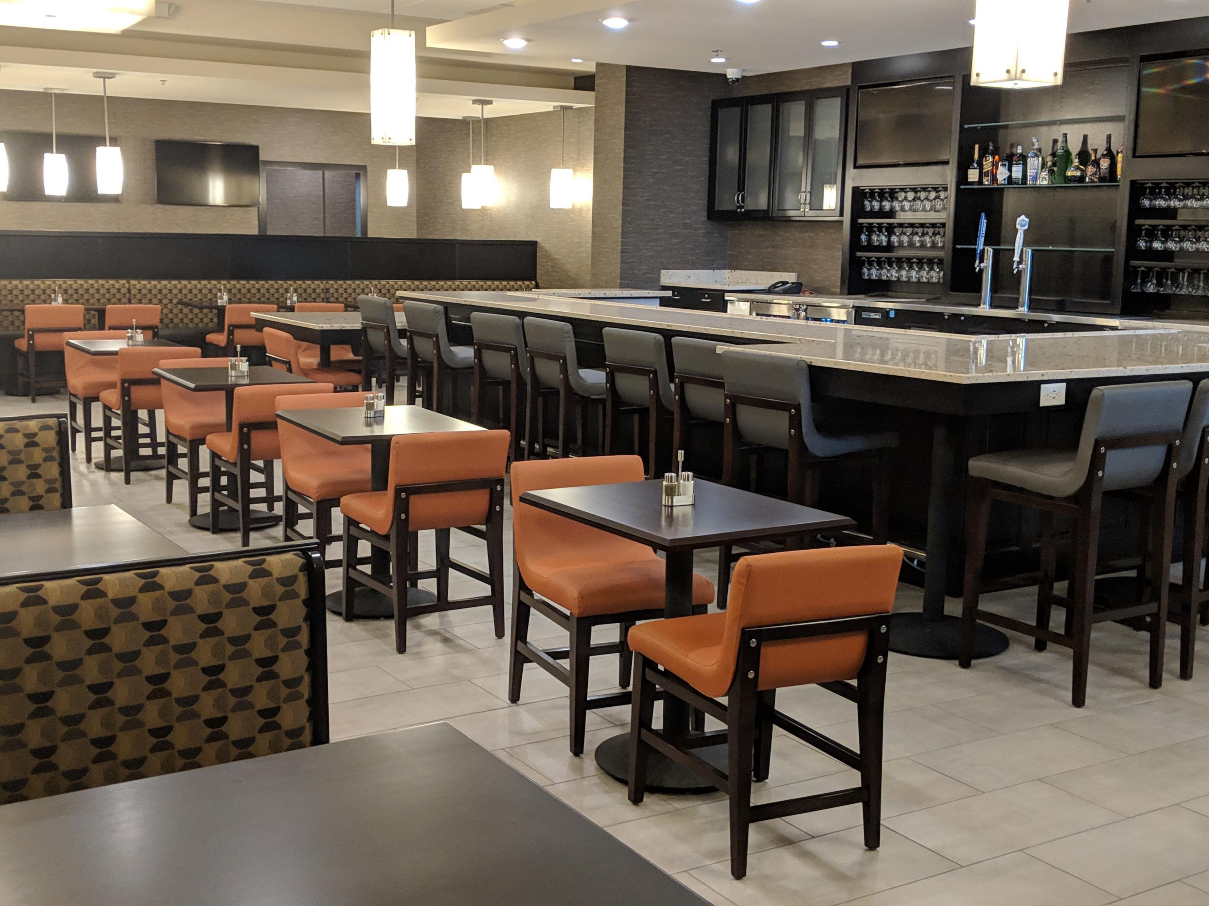 Our onsite restaurant featuring American cuisine is open for breakfast and dinner. Come try our amazingly delicious menu at The State Street Grille.