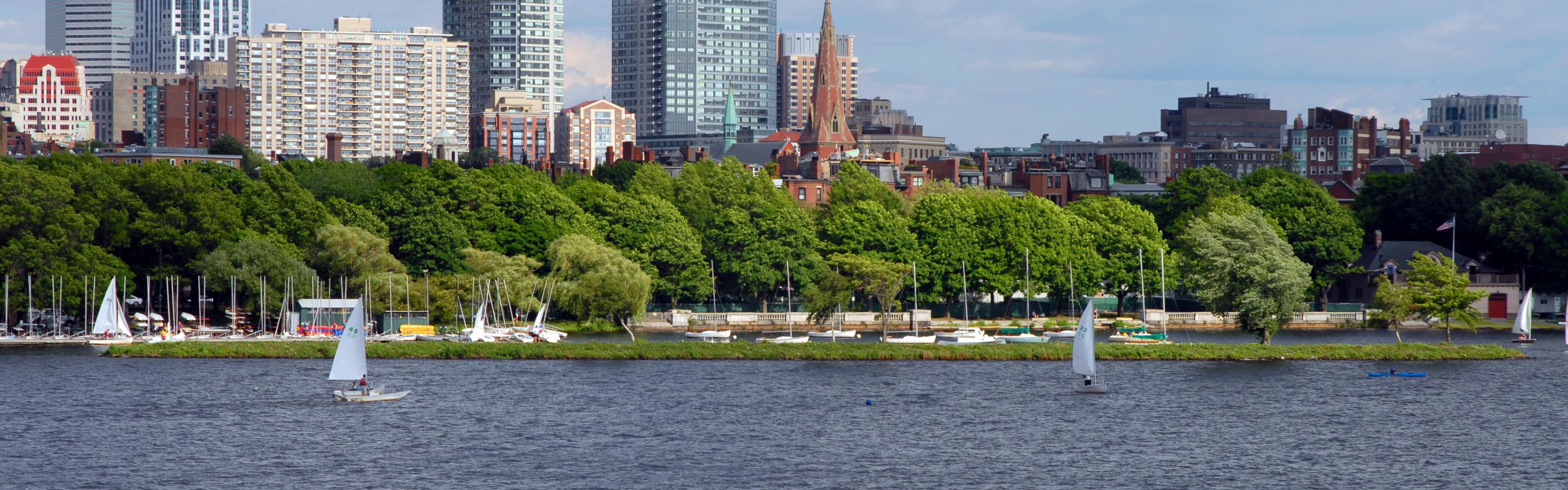 Couples and families always enjoy the classic boat tours in Boston