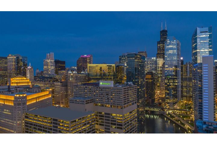Holiday Inn Chicago-Mart Plaza River North