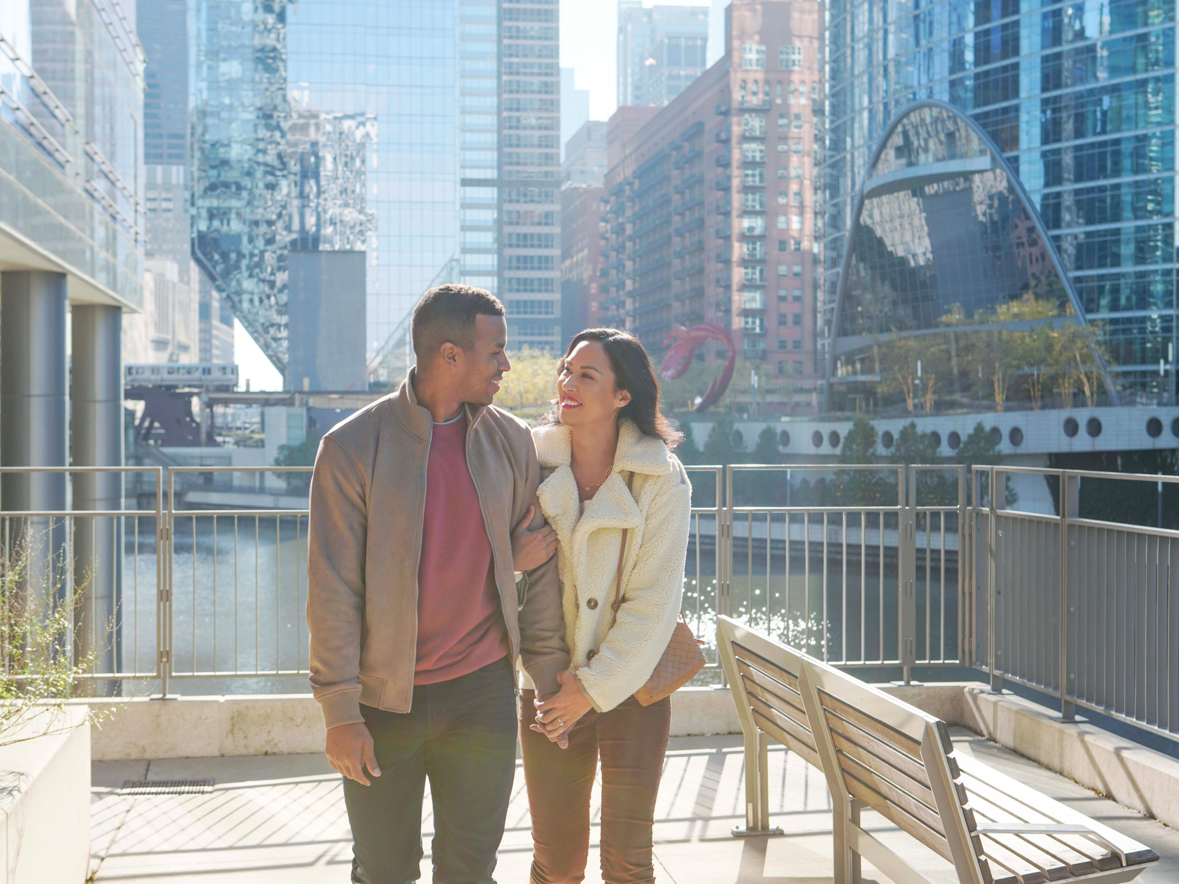Enjoy a Broadway production in the Chicago Theater District, explore famous museums, and ice skate under the iconic Bean. The possibilities are endless in our central downtown location - including top dining and nightlife that the city has to offer. 