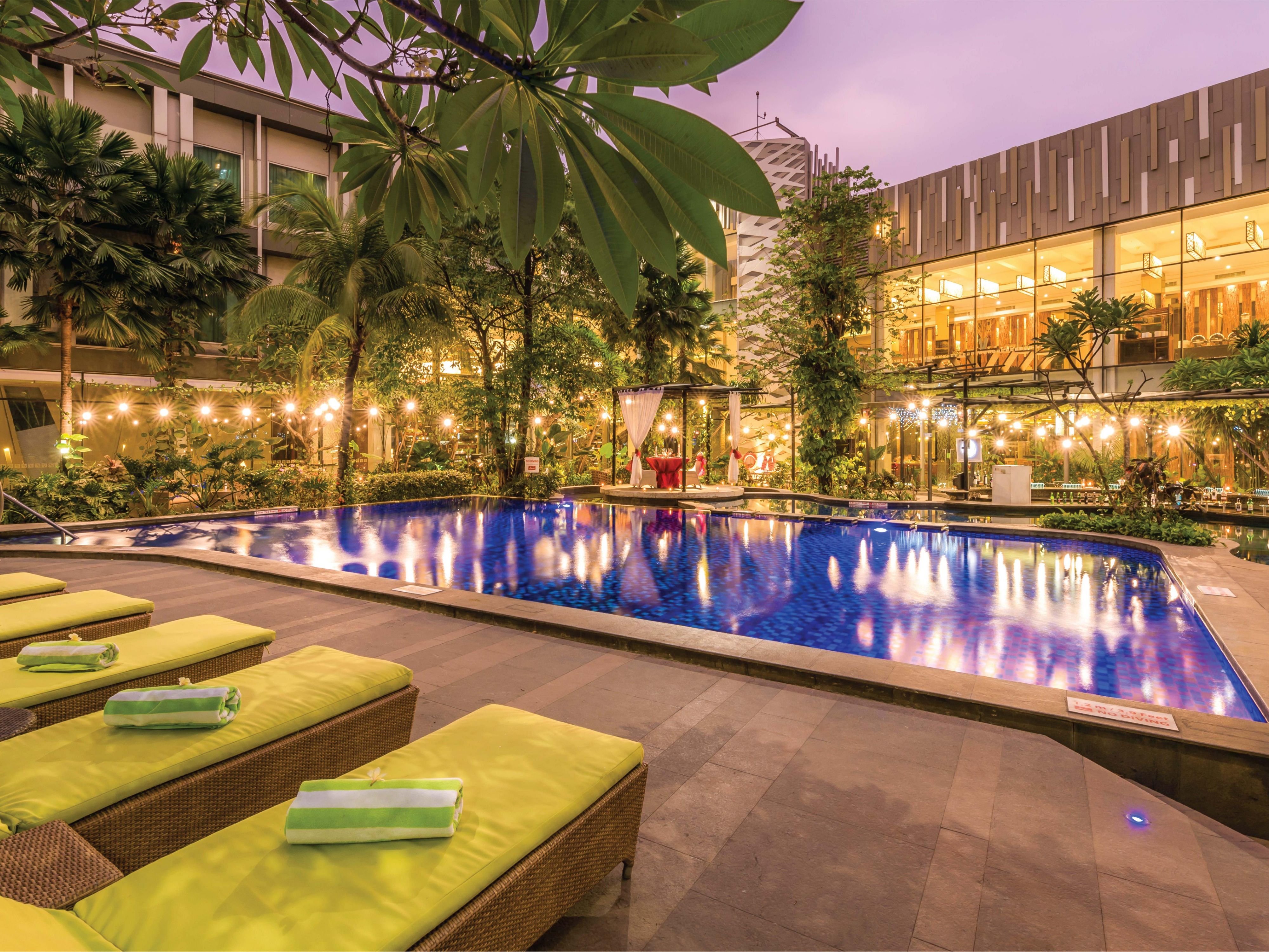 Cikarang Hotel Deals and Packages for Holiday Inn Cikarang Jababeka