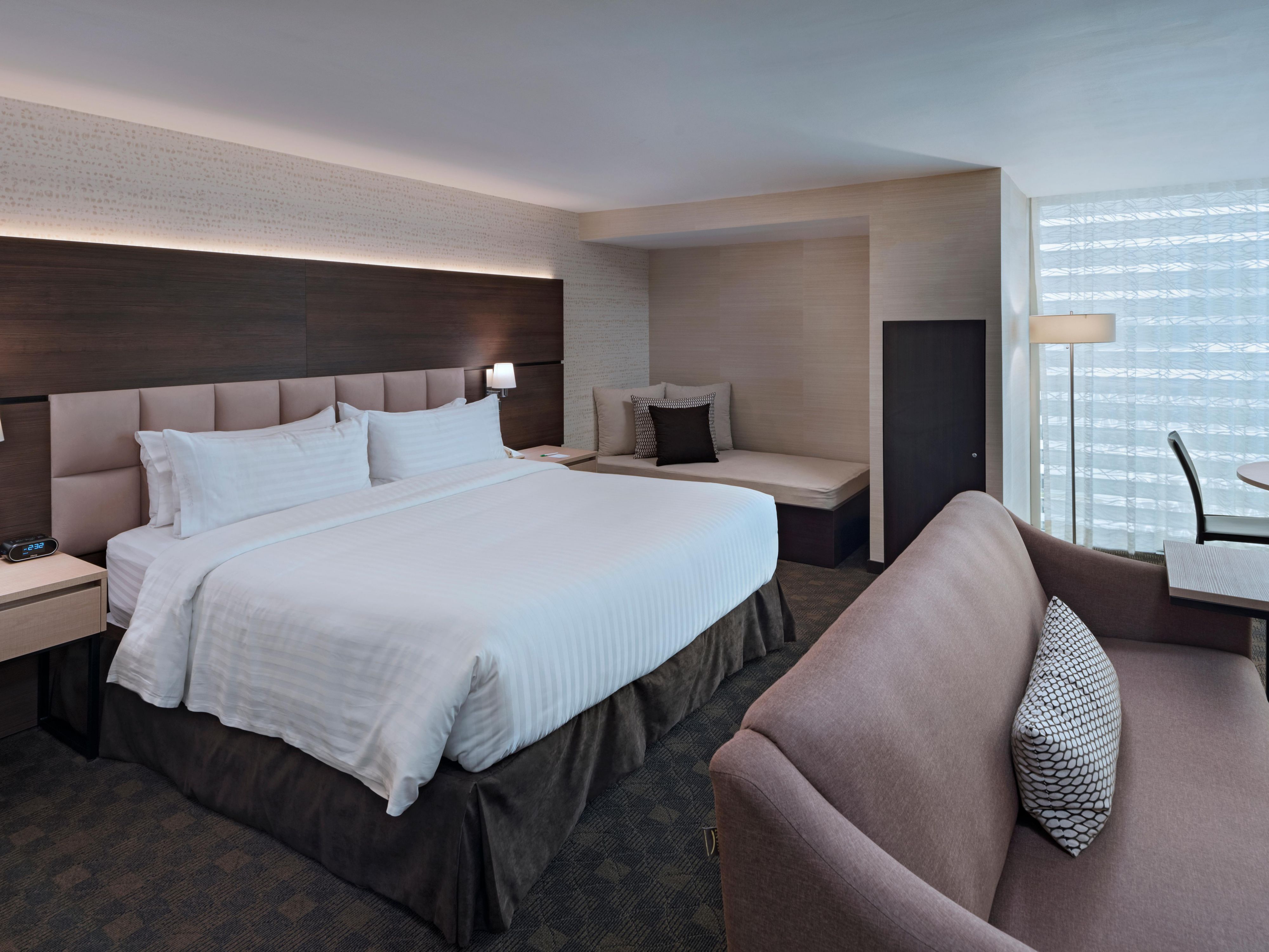 Jr. Suite