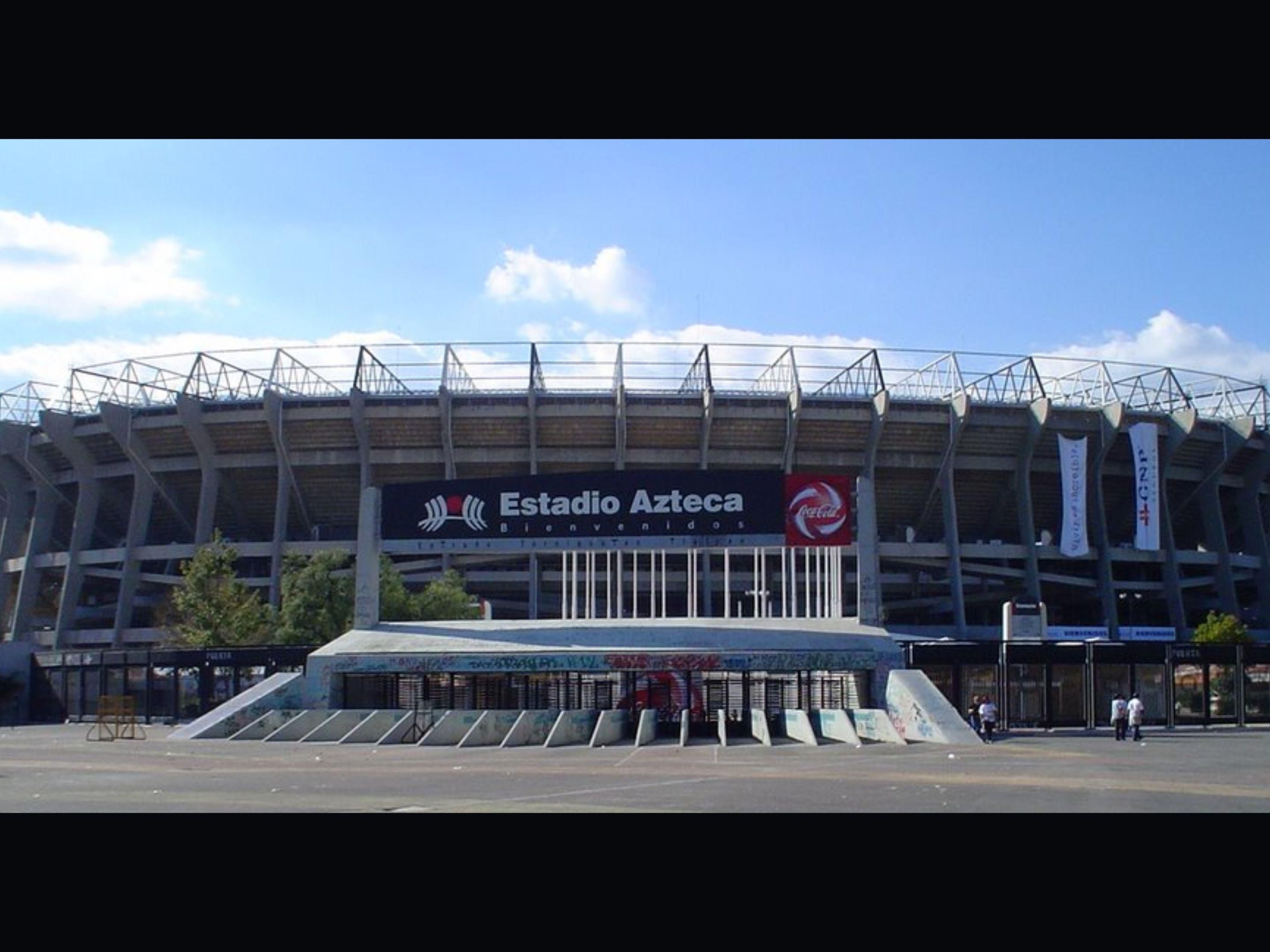 Just 15 minutes from the only stadium in the world to have hosted two FIFA World Cup finals. In the Mexico 70 and Mexico 86 Championships. It also hosts international concerts.
The stadium is owned by the Mexican company Televisa.