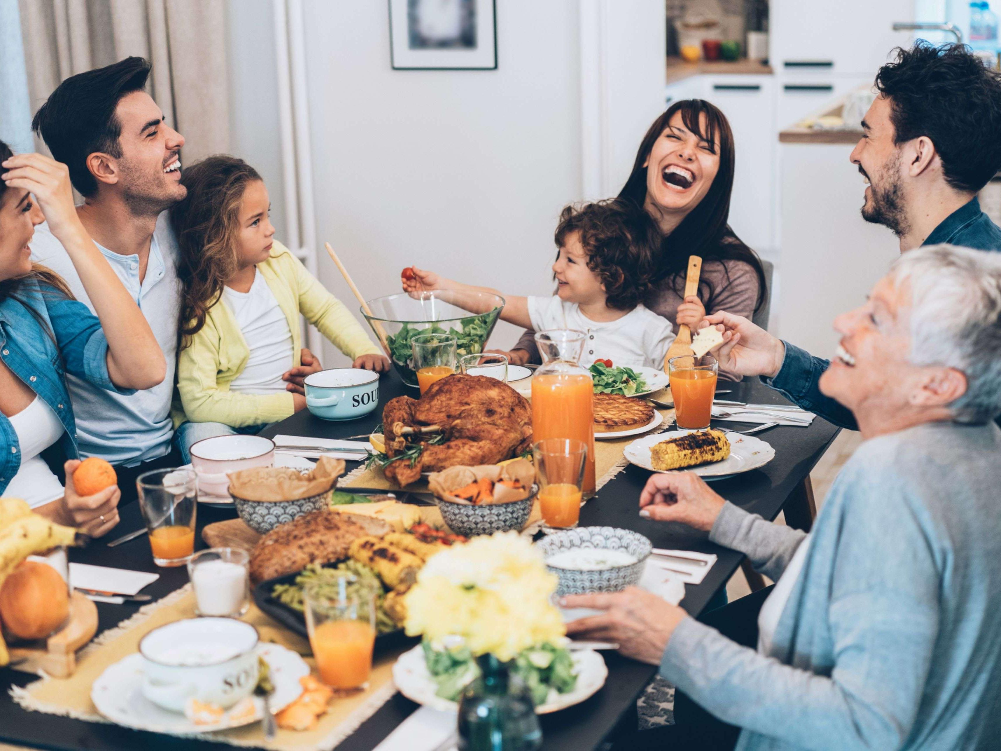 Come to holiday Inn ciudad del carmen and celebrate Christmas with us by enjoying the special dinner and promotions we have prepared for you. Book now.