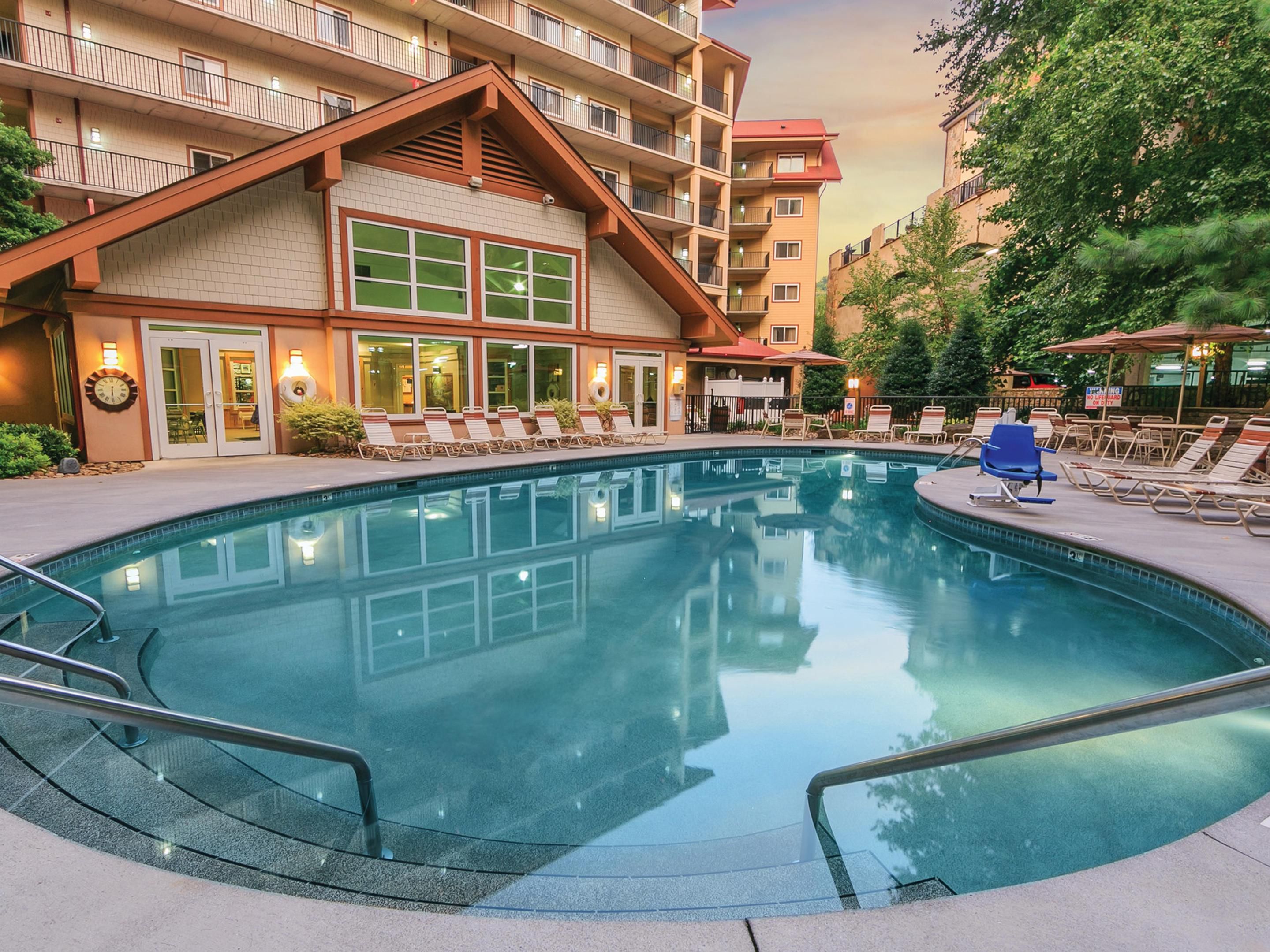 Holiday Inn Club Vacations Gatlinburg 6555065901 4x3