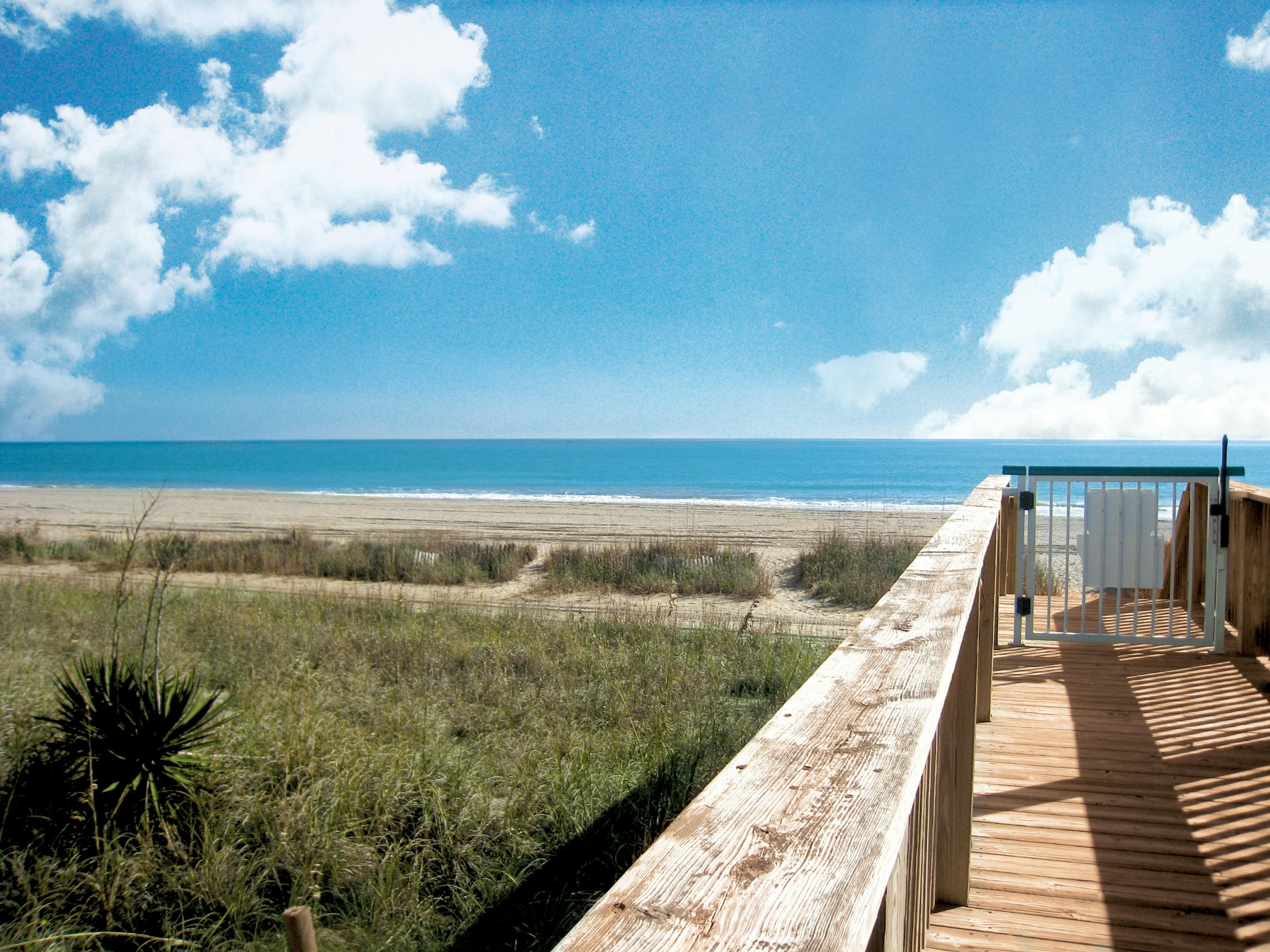 Myrtle Beach Family Resorts & Vacations | Holiday Inn Club Vacations South  Beach Resort